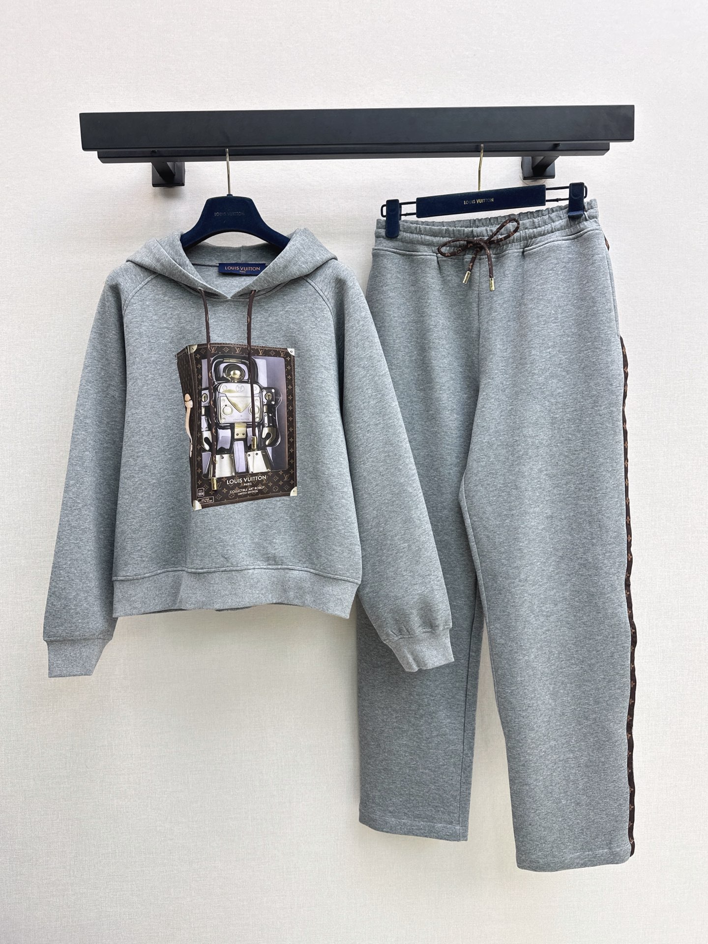 Loui 26fw print hoodie pants sets