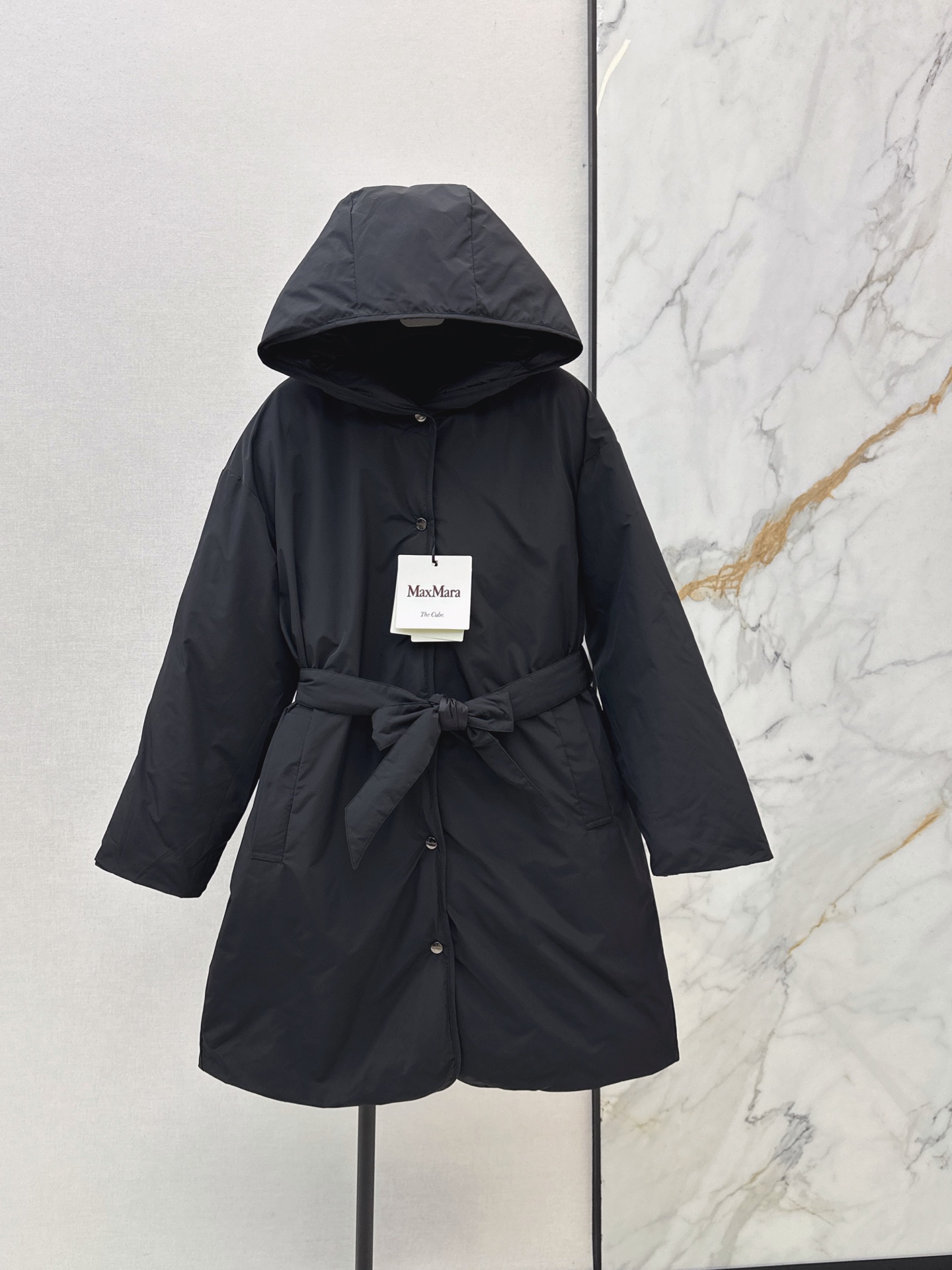 Max 26fw reversible hooded puffer jacket