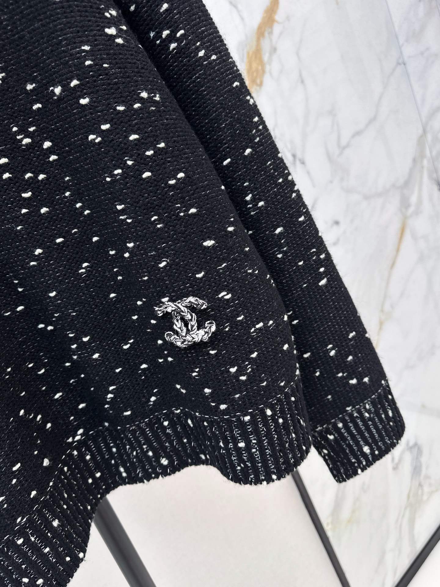 Chan 26fw zip-up knit sweater