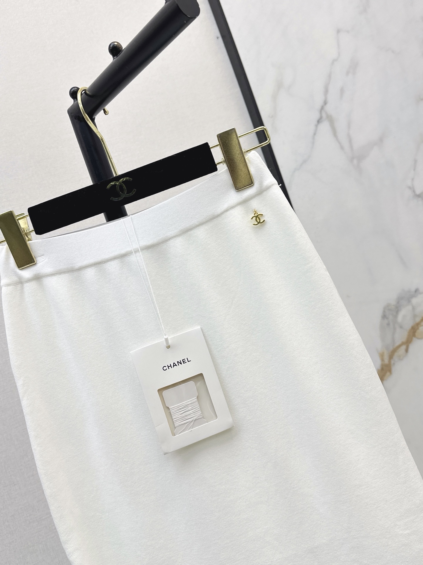 Chan 26fw contract lace skirt