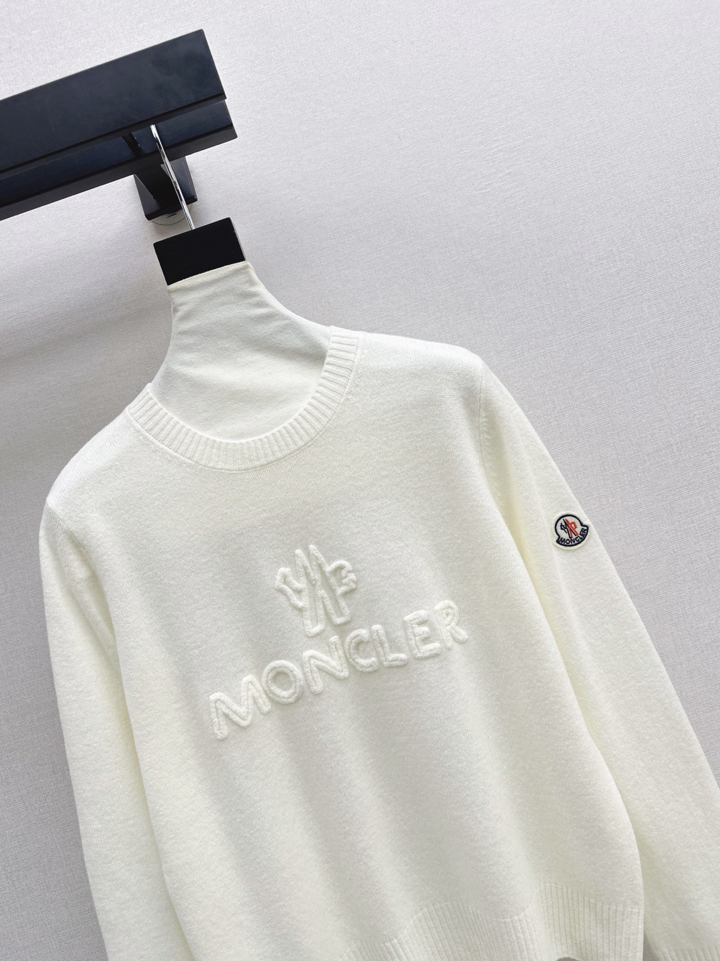 Monc 26fw embroidery knitwear