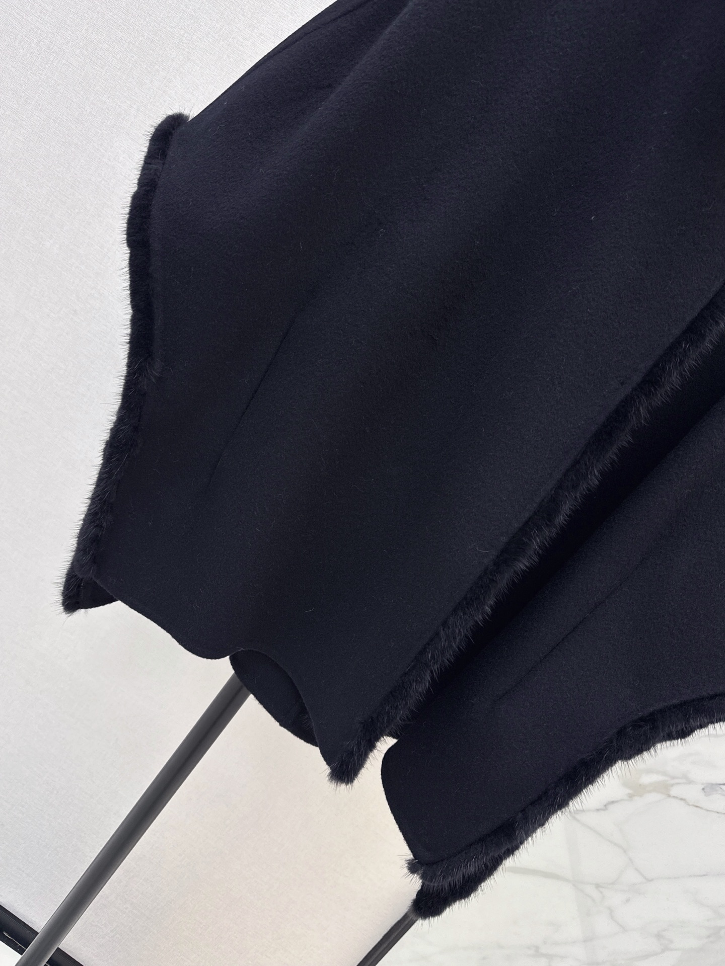 Max 26fw woolen cape jacket
