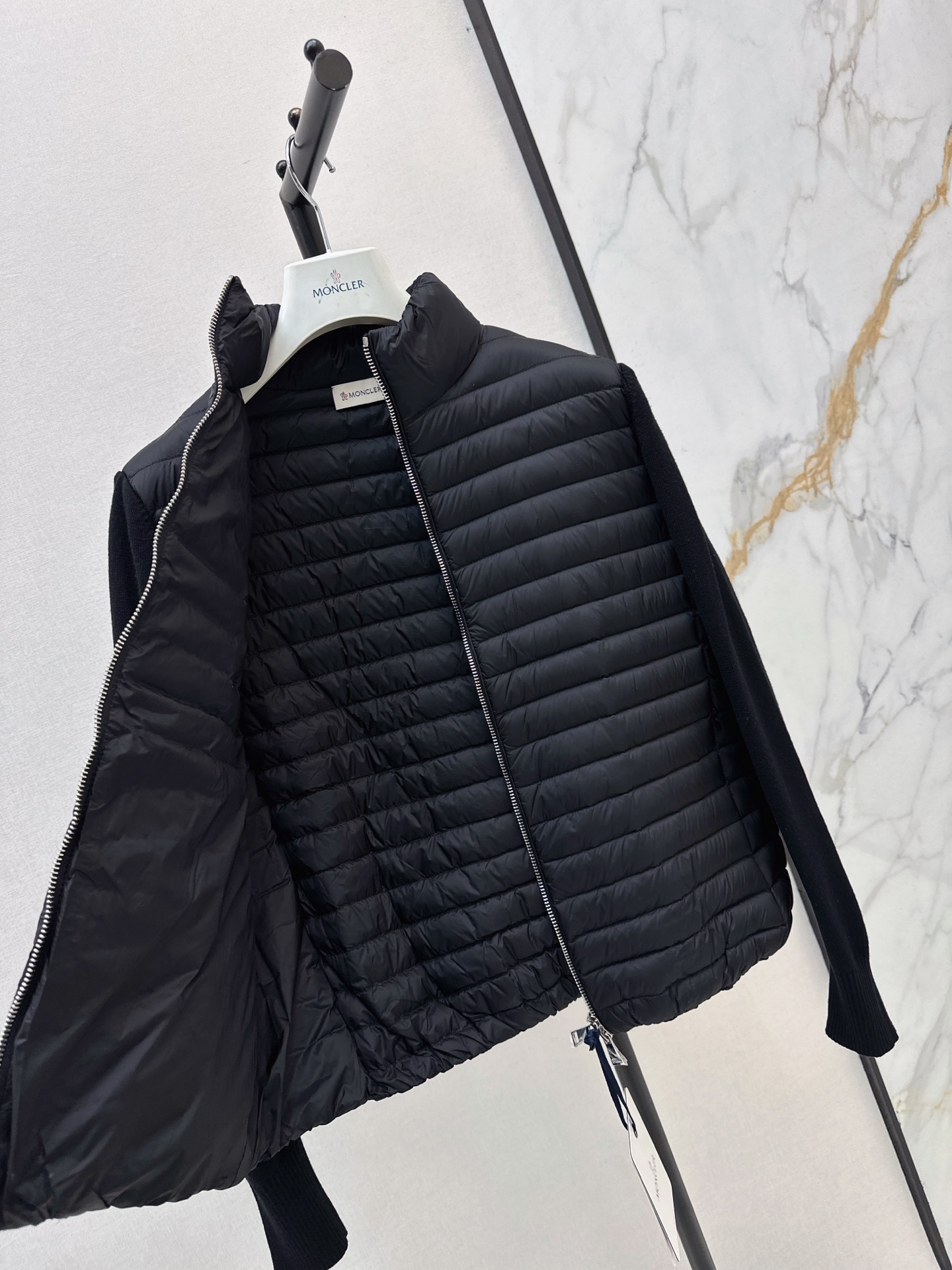 Monc 26fw cropped down jacket