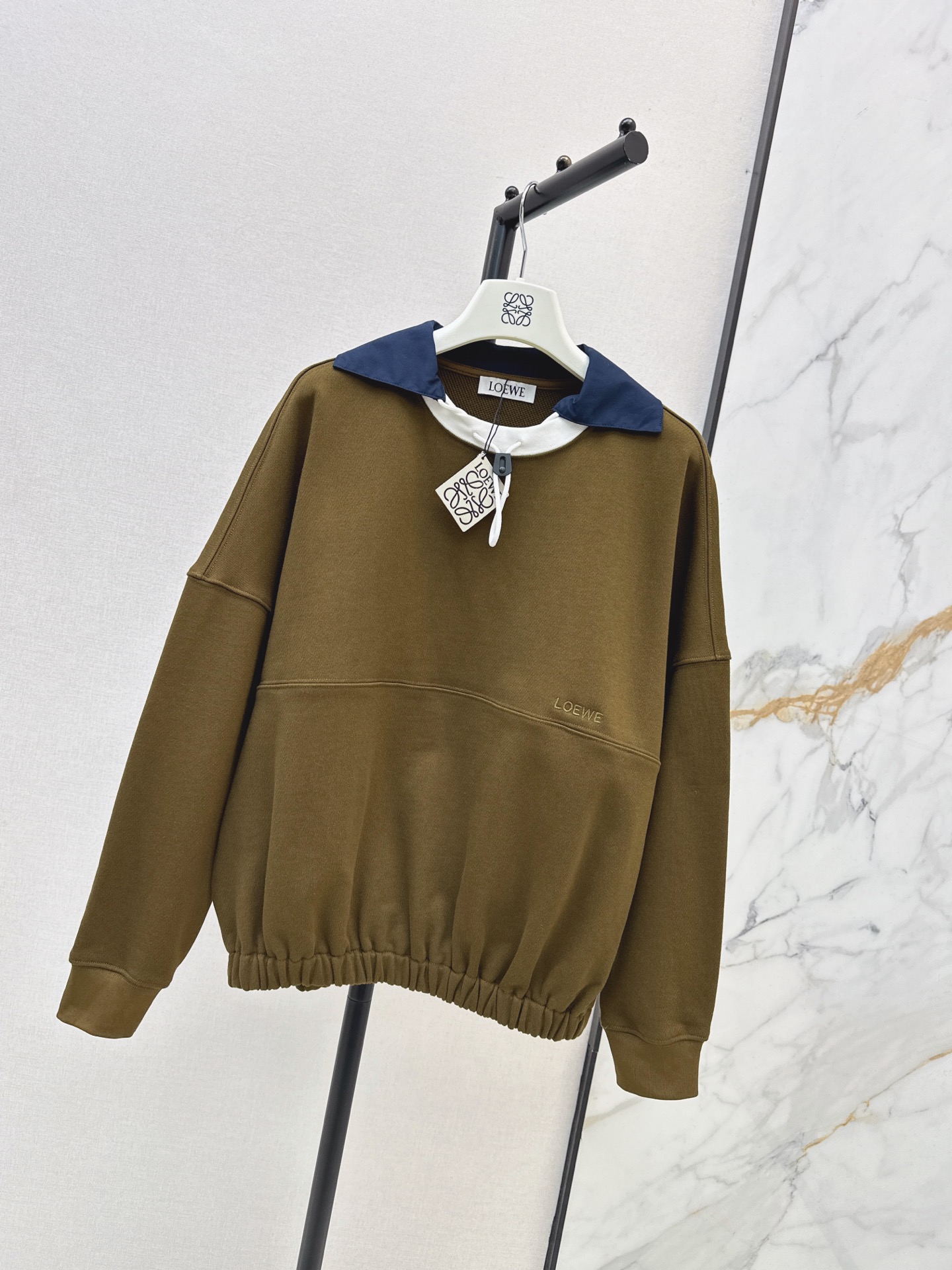 Loe 26fw drawstring sweatshirt