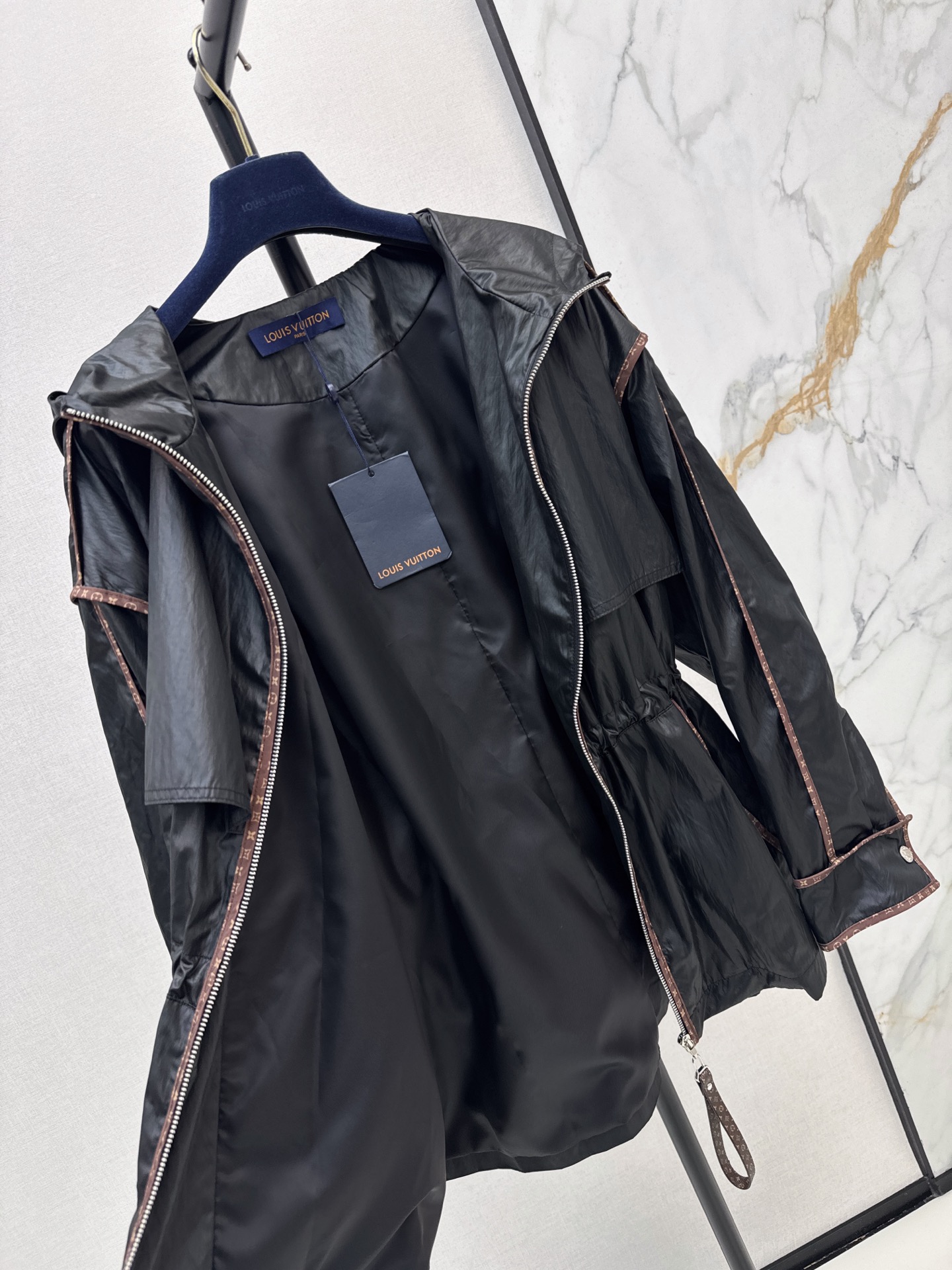 Loui 26fw hooded jacket