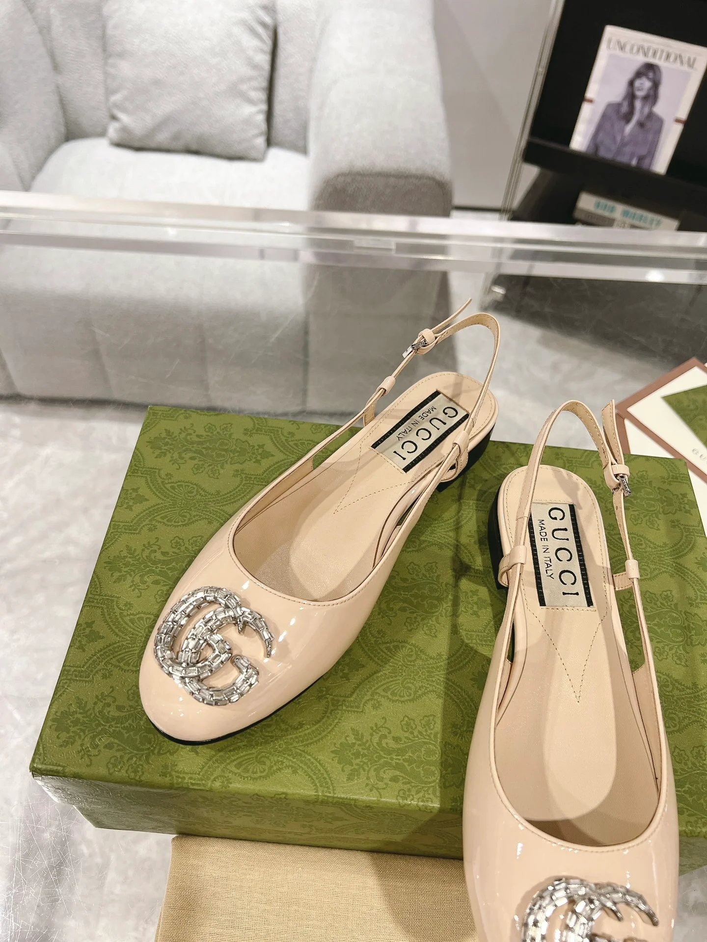 Gucc 25fw slingback flats with crystal diamond bling sandals