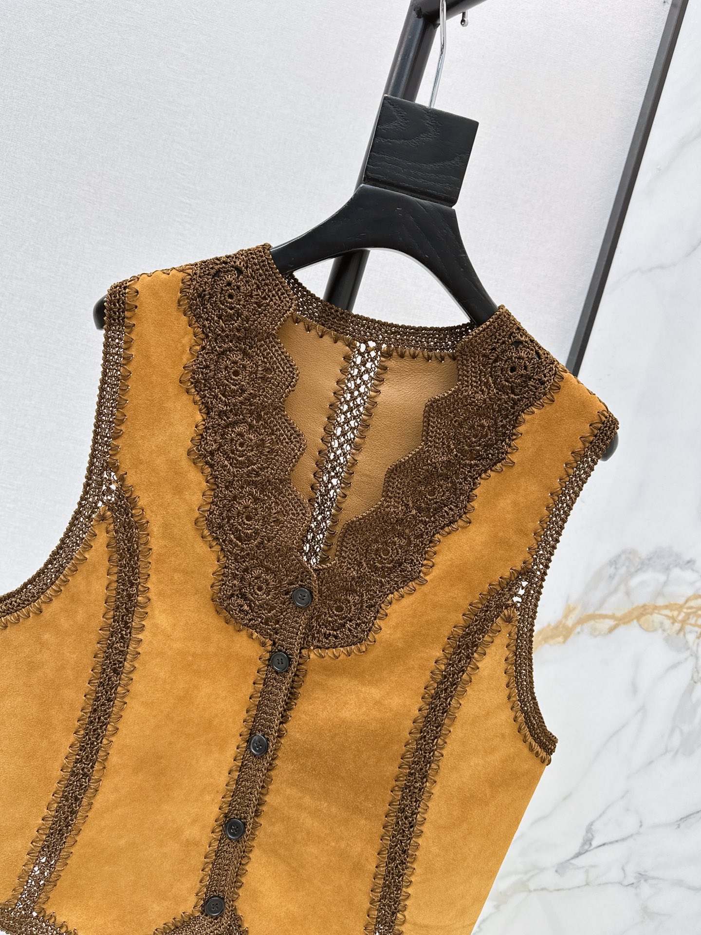 ES 26fw suede fleece leather vest