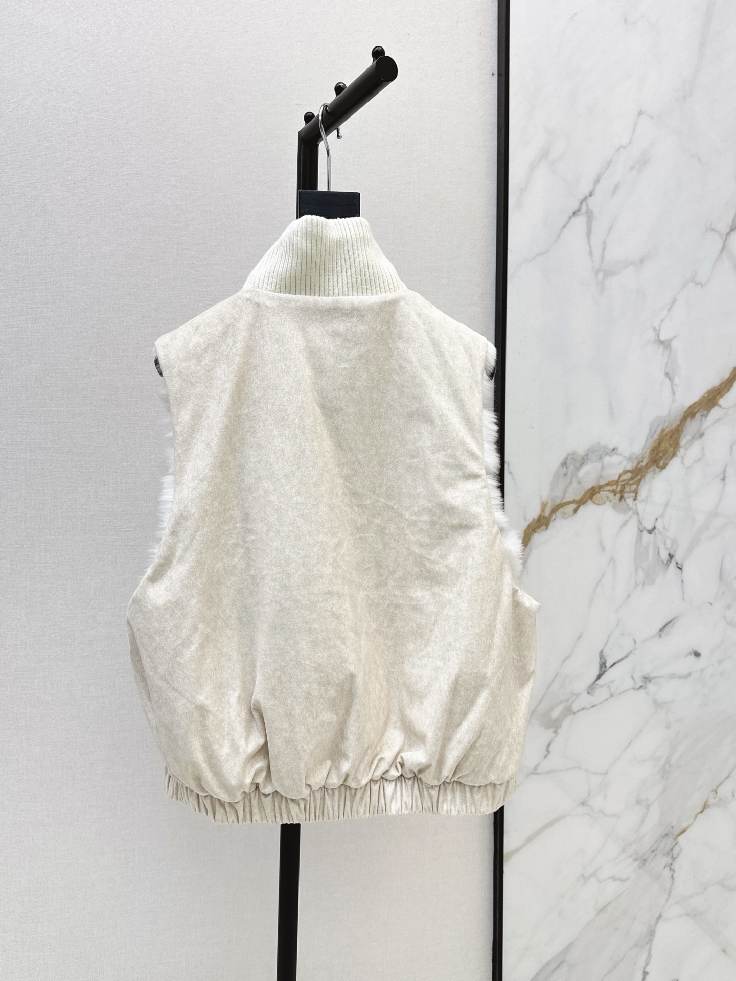 Sain 26fw reversible fur vest jacket