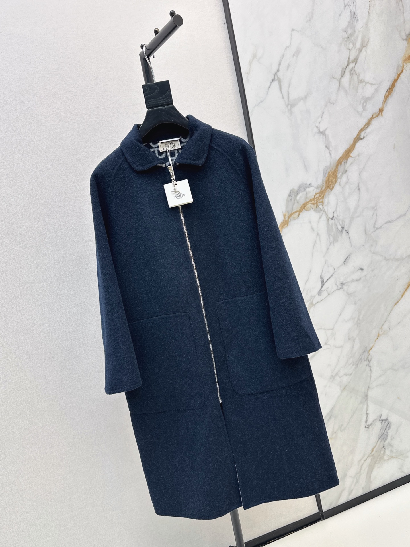 Her 26fw cashmere zip-up overcoats