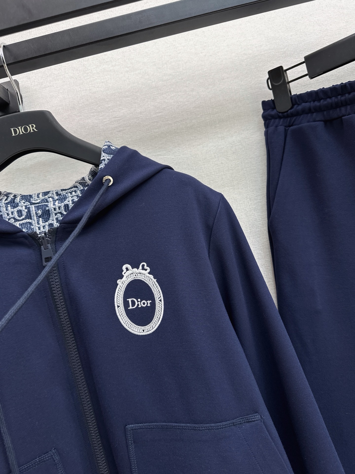 CD 26fw reversible hooded jacket pants sets