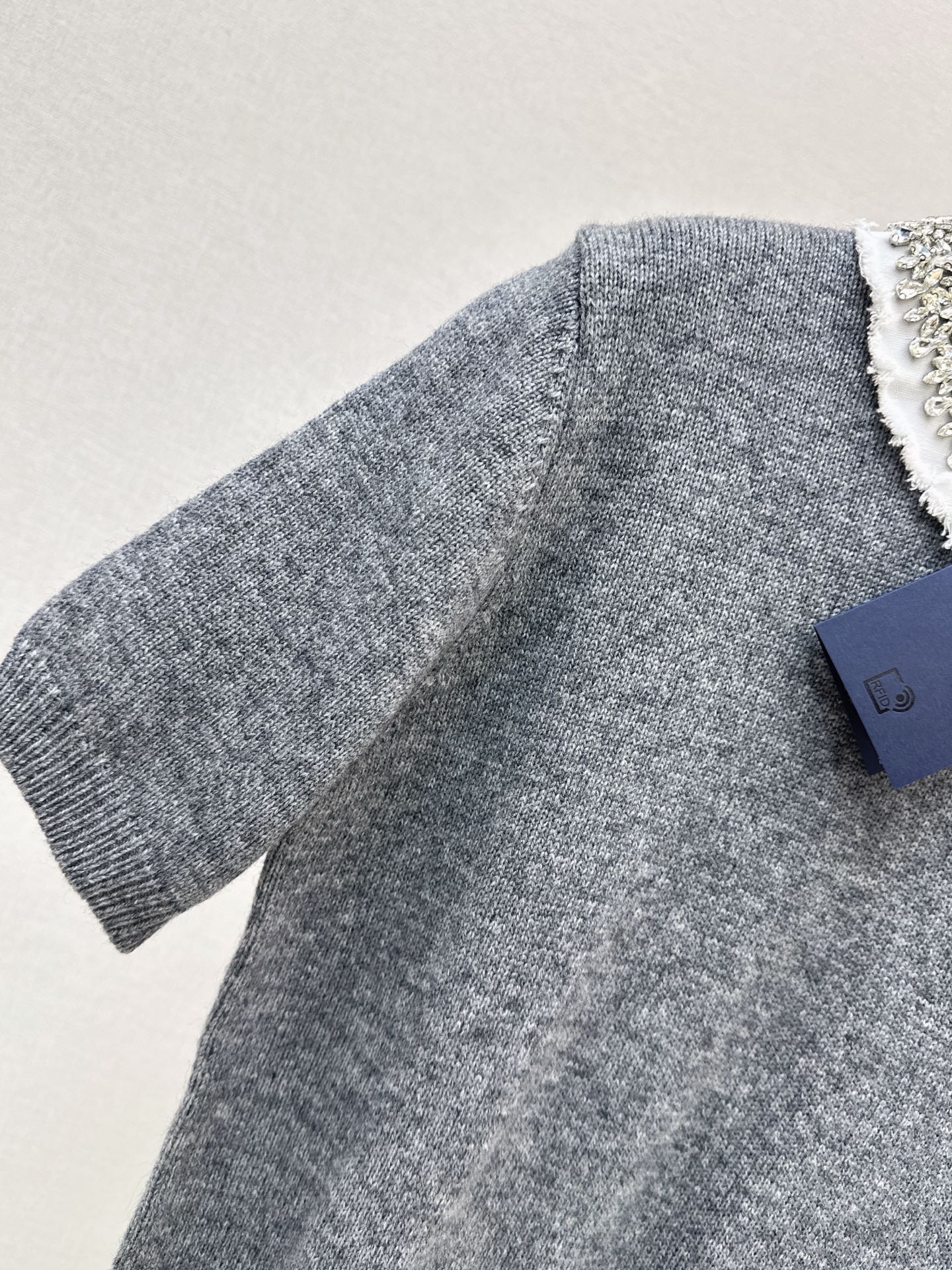 Pra 26fw rhinestone knit top