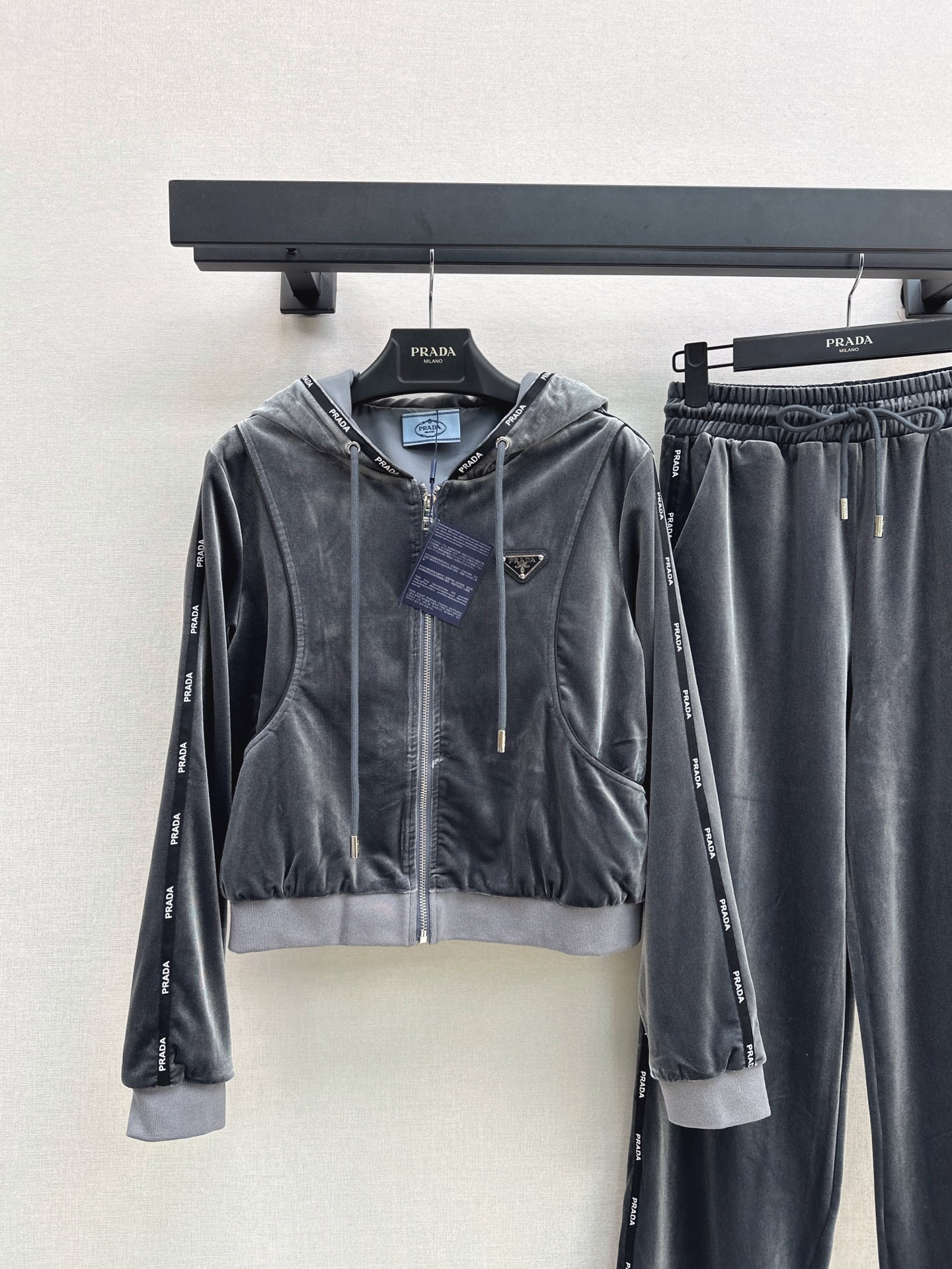 Pra 26fw velvet hooded jacket pant sets