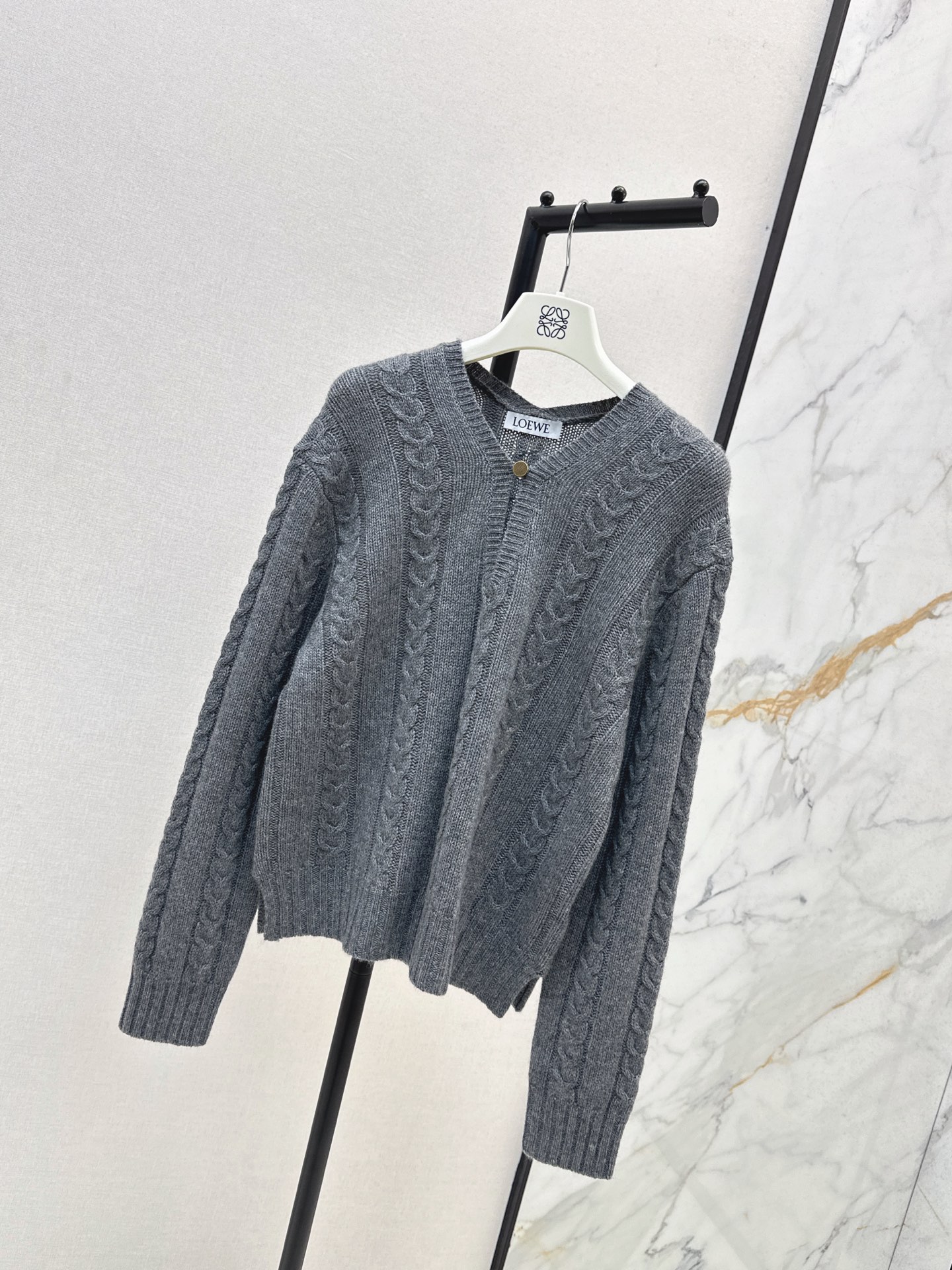 Loe 26fw cashmere sweater