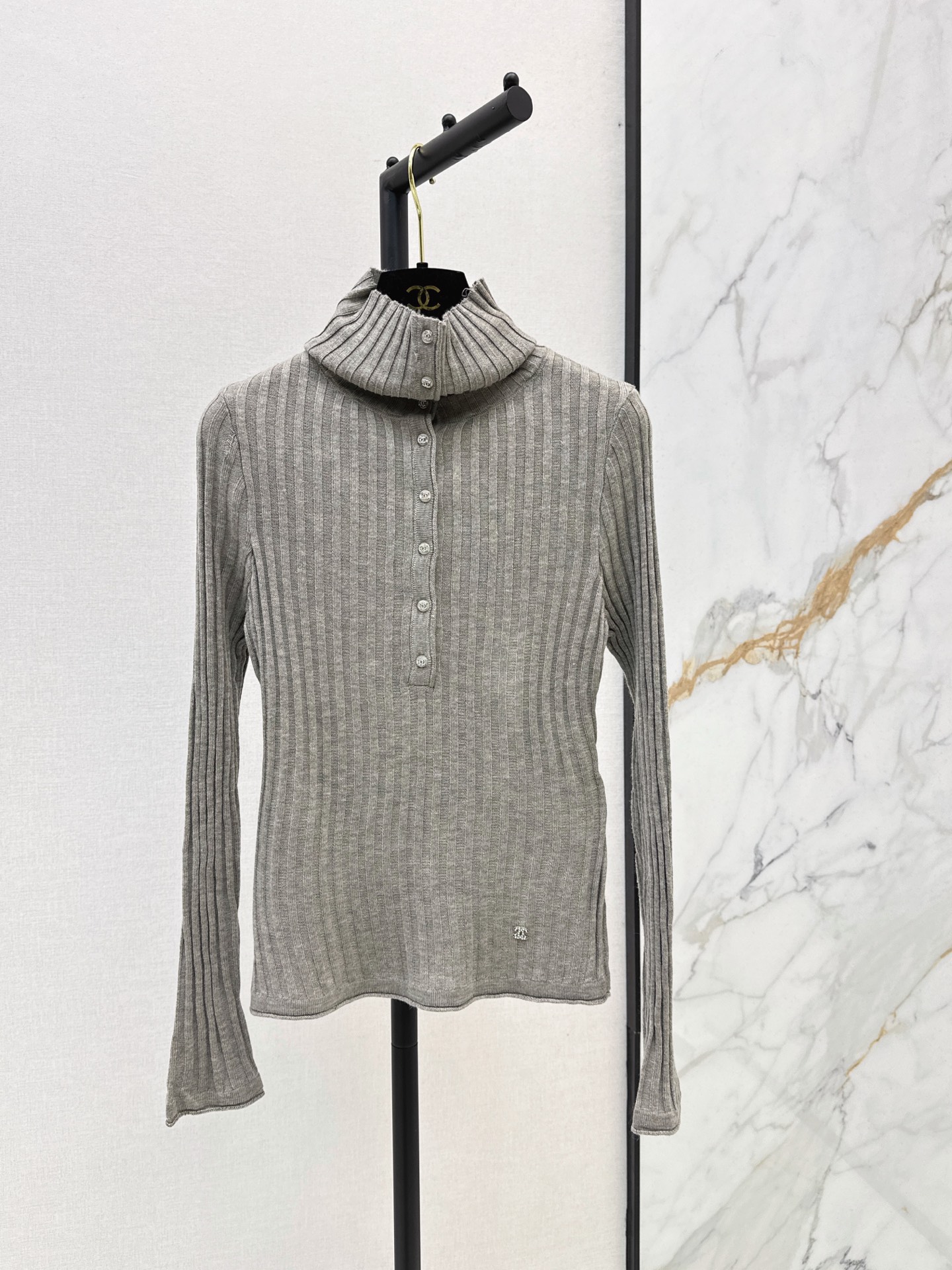 Chan 26fw slim-fit stand collar knitwear