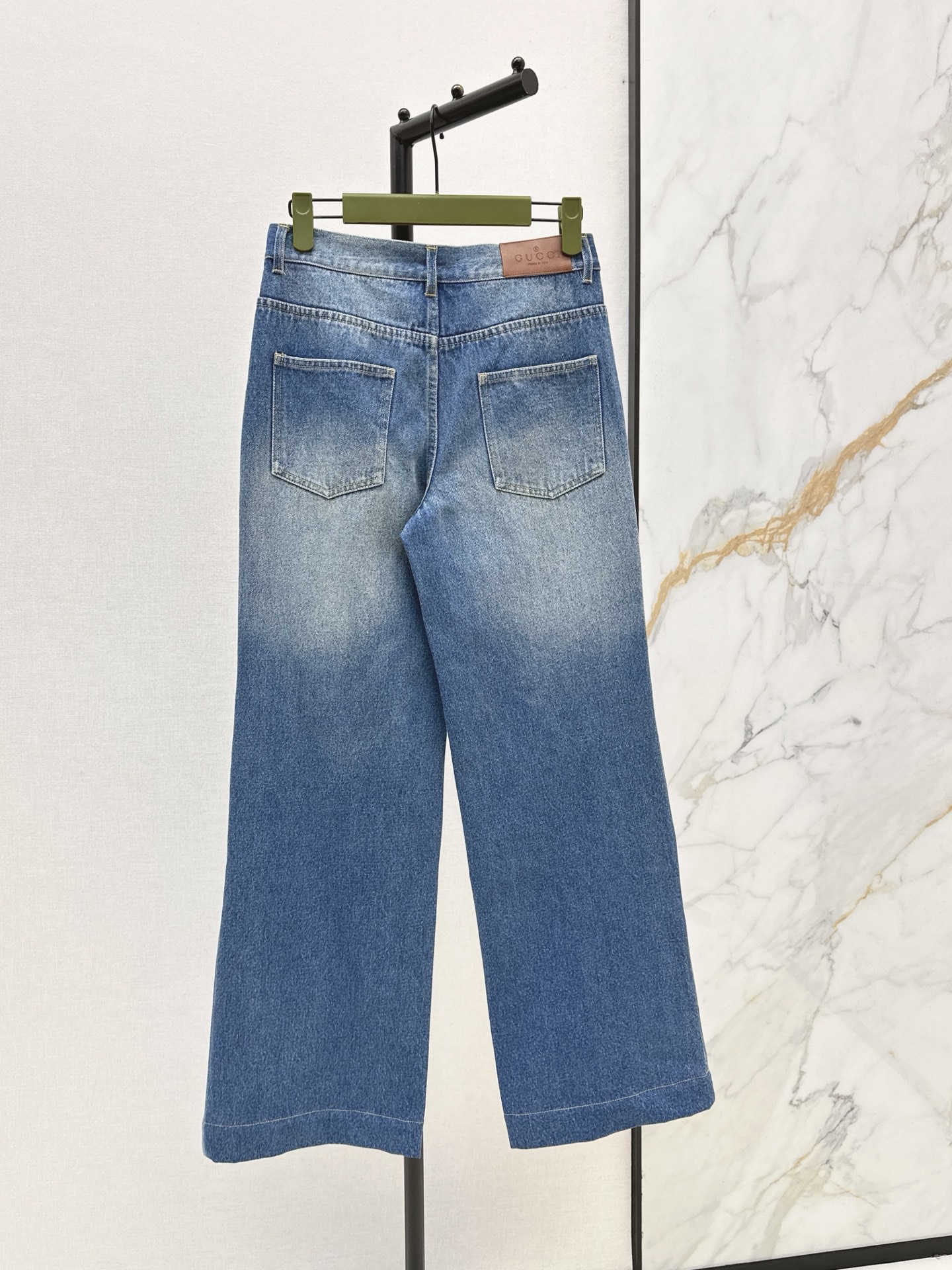 Guc 26fw wide-leg jeans