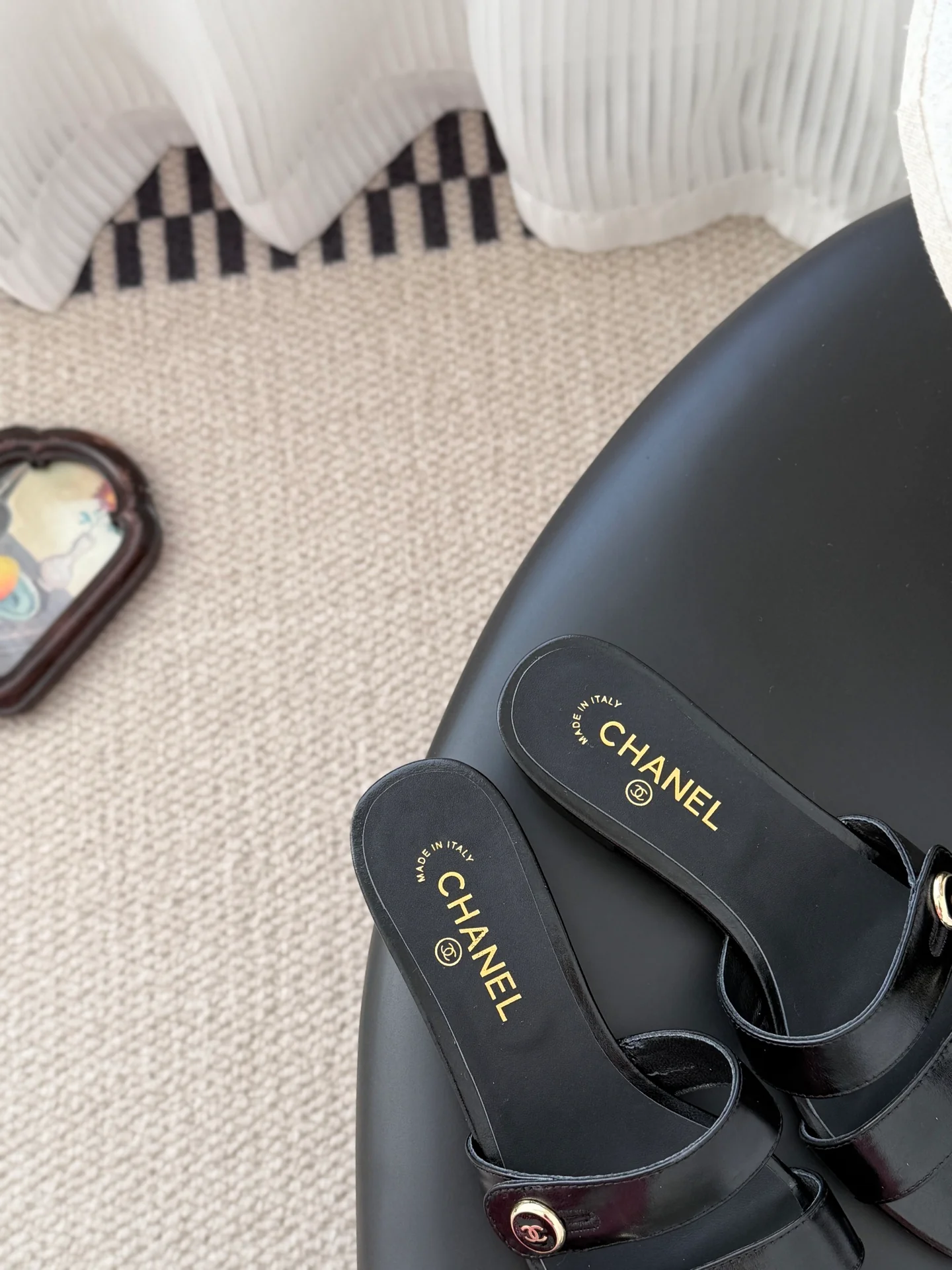 Chan 26ss sandals