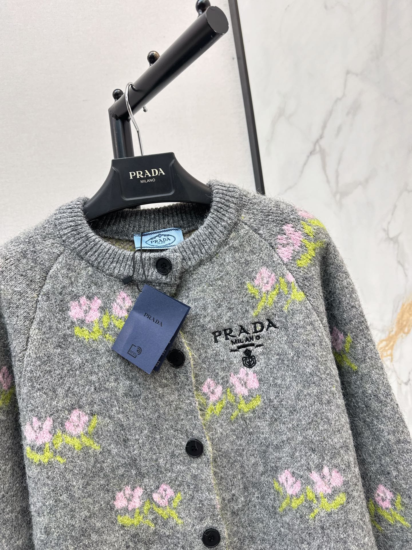 Pra 26fw floaral jacquard cardigan