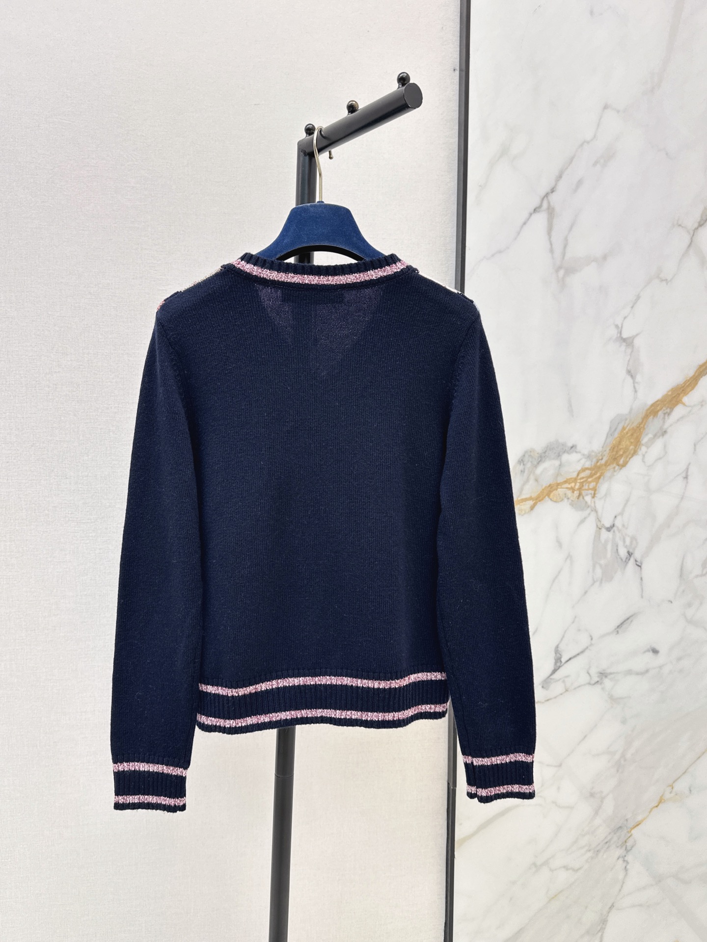Loui 26fw jacquard knit sweater