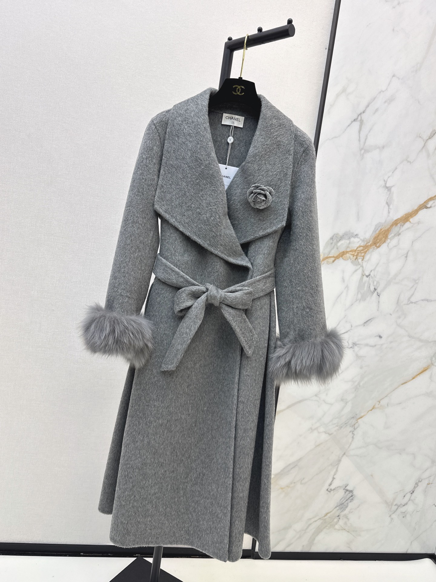 Chan 26fw belted long coat with fur-effect cuffs