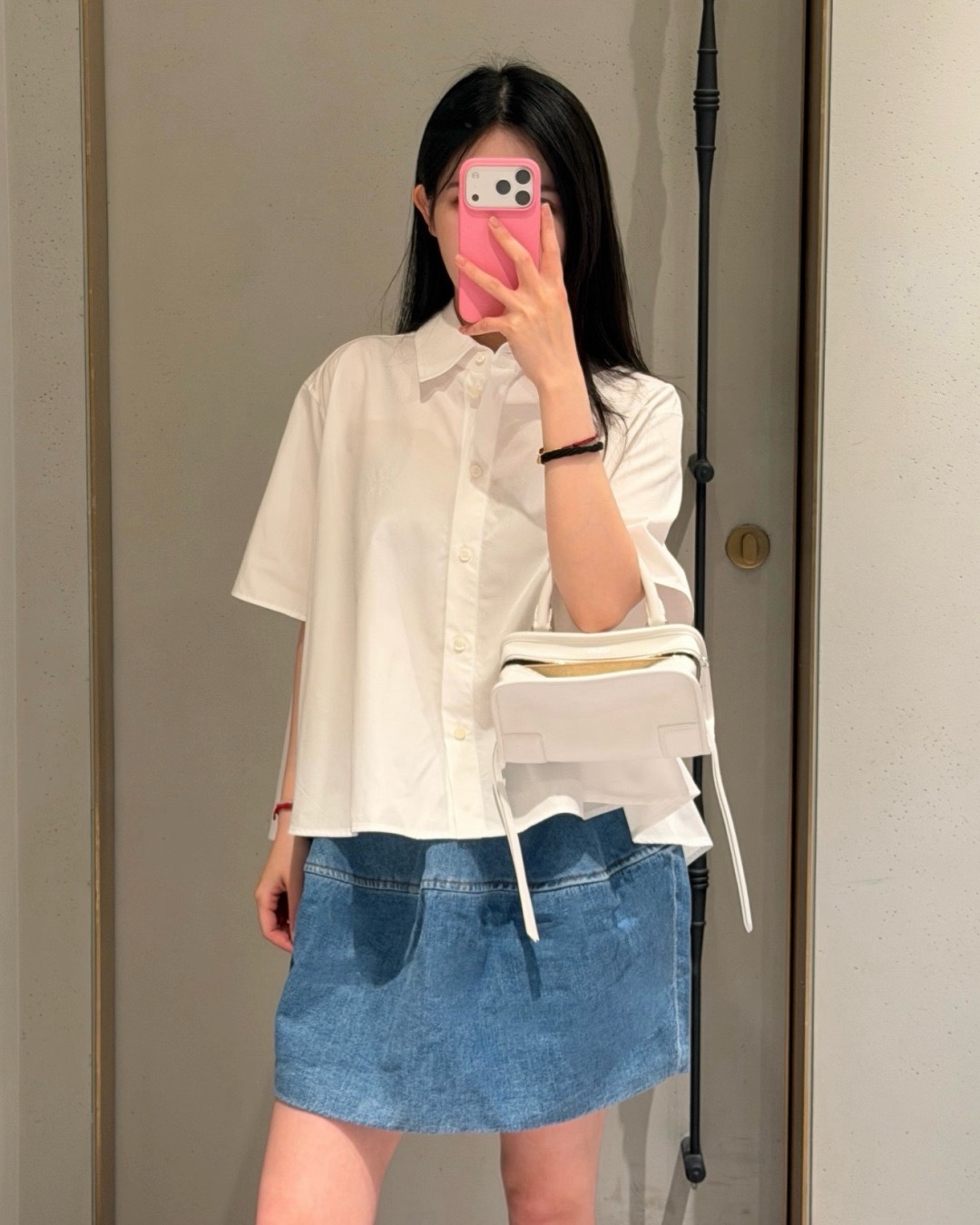 Loe 26fw cropped shirt
