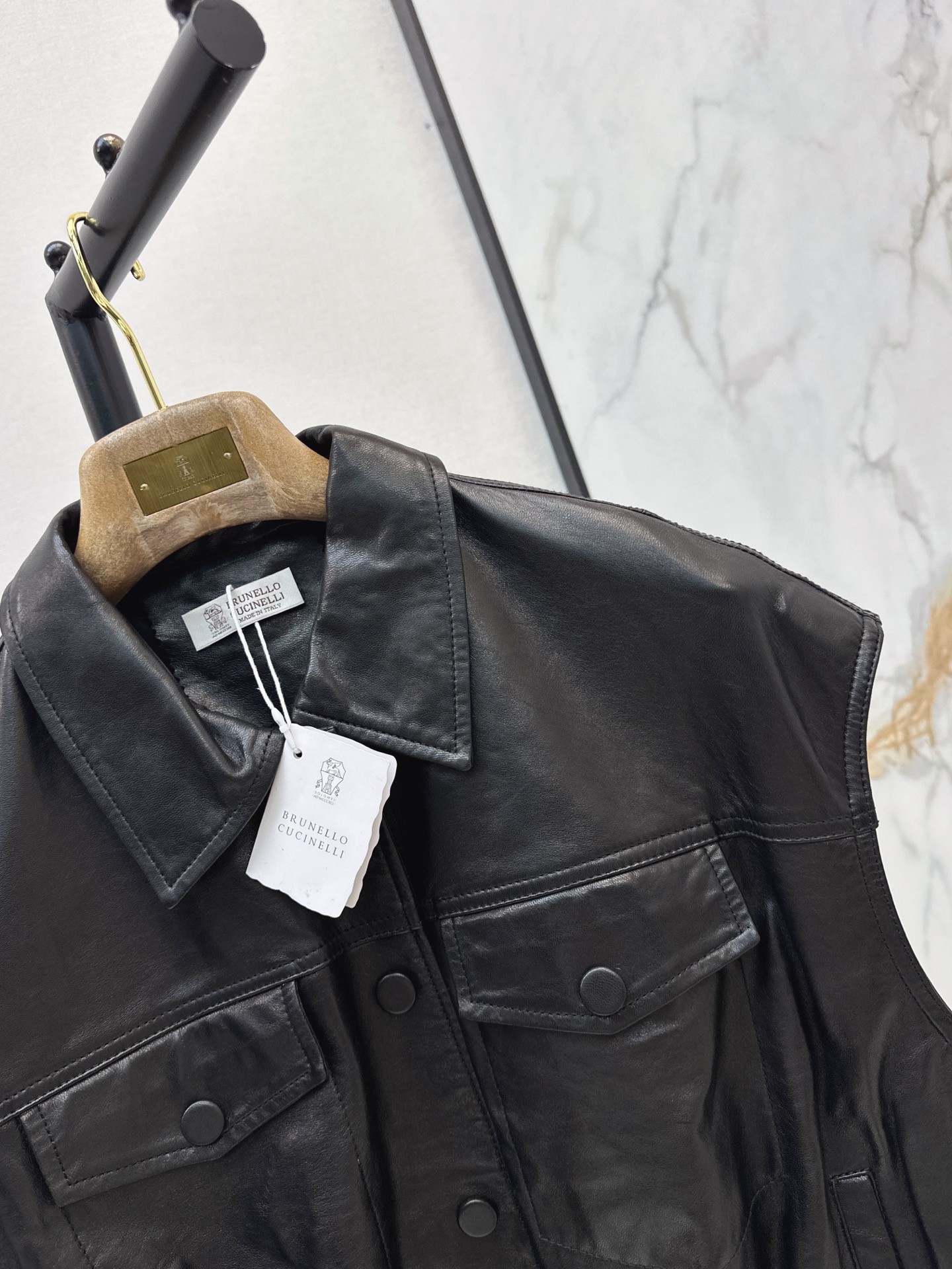Brun 26fw leather vest jacket