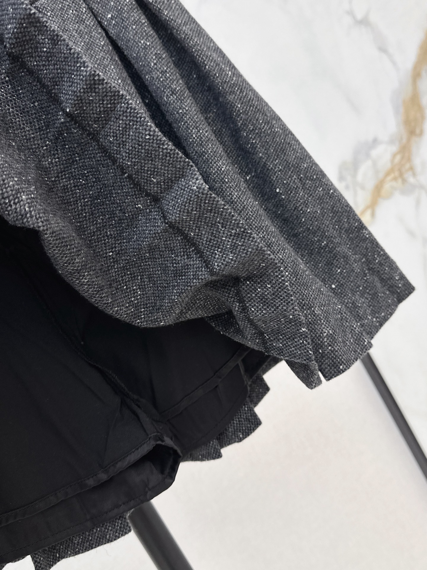 CD 26fw pleated mini skirt