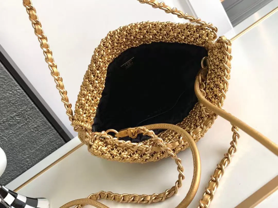 chan mini woven 22bag