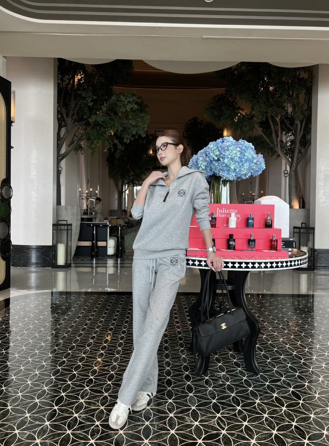 Loe 26fw half-zip sweatshirt pants sets