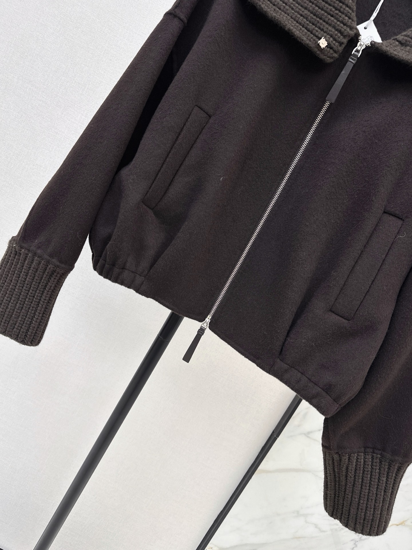 Brun 26fw cropped woolen jacket