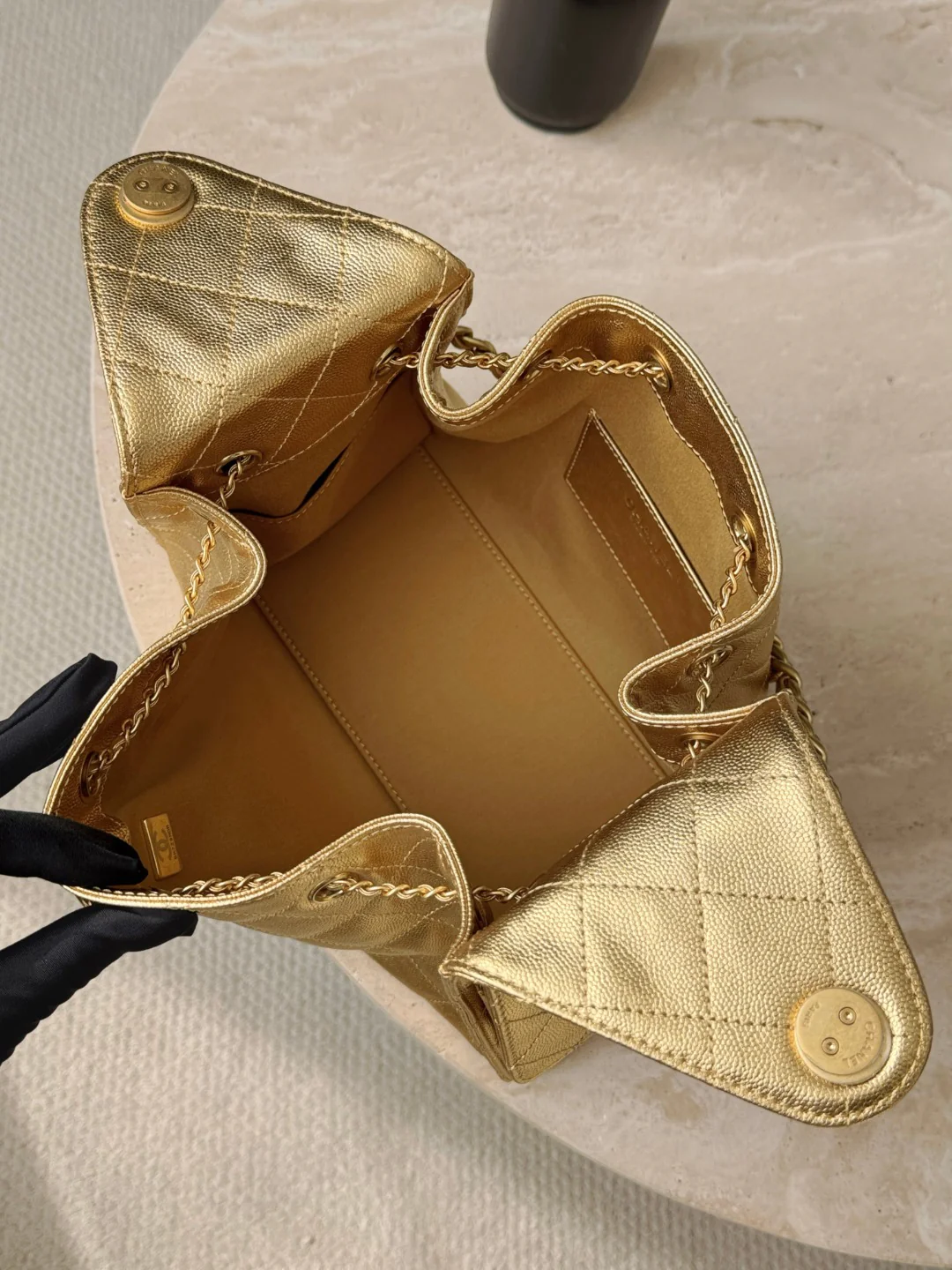 Chan 25S hobo bags