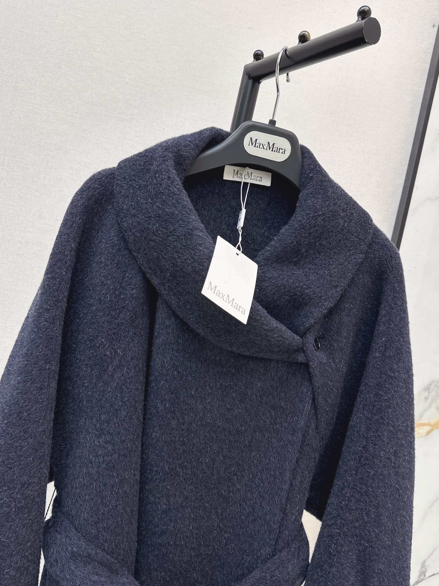 Max 26fw woolen belted overcoats