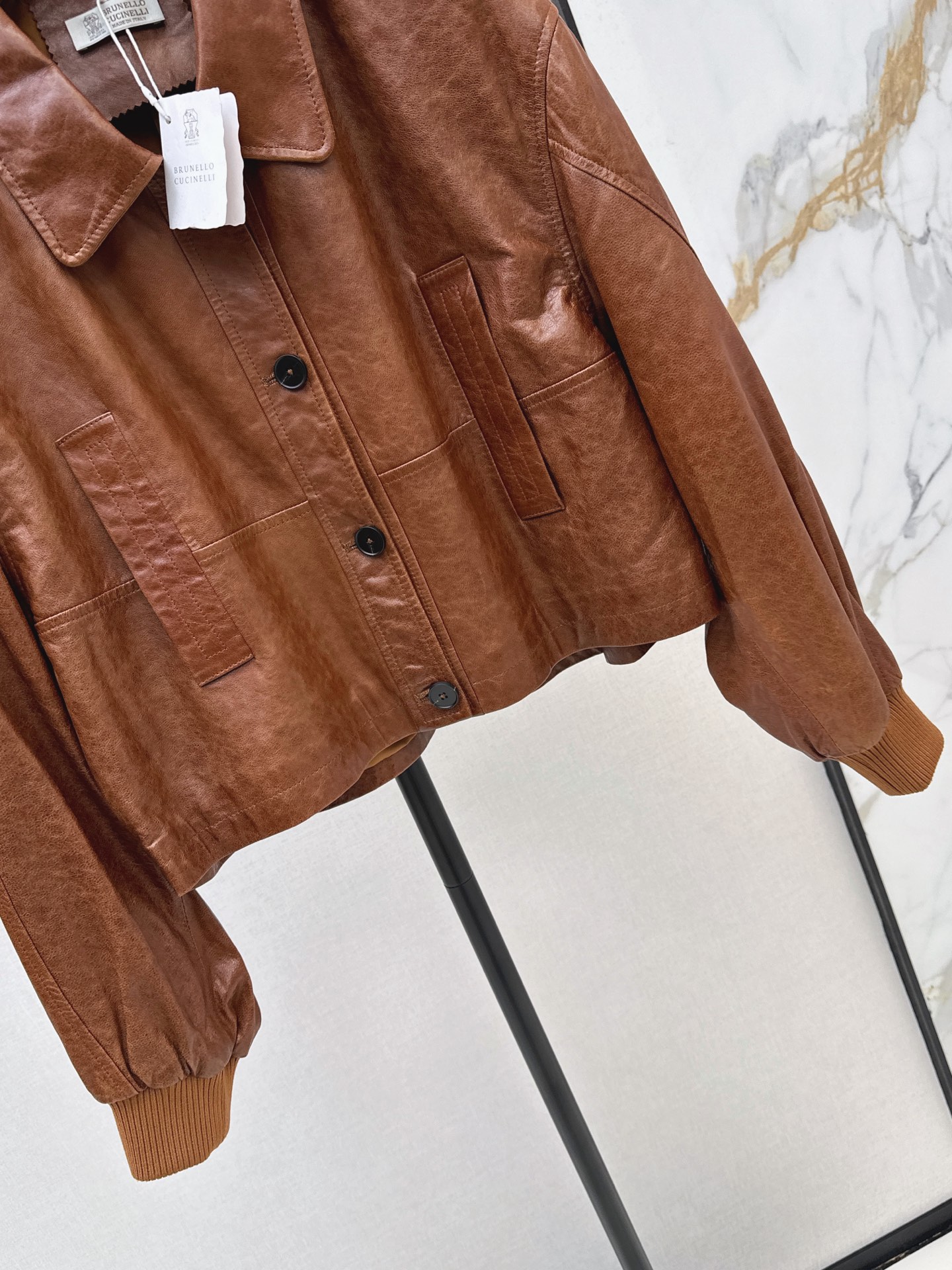 Brun 26fw cropped leather jacket