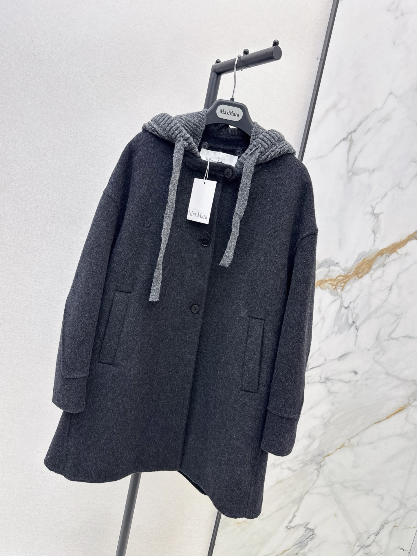 Max 26fw hooded overcoats