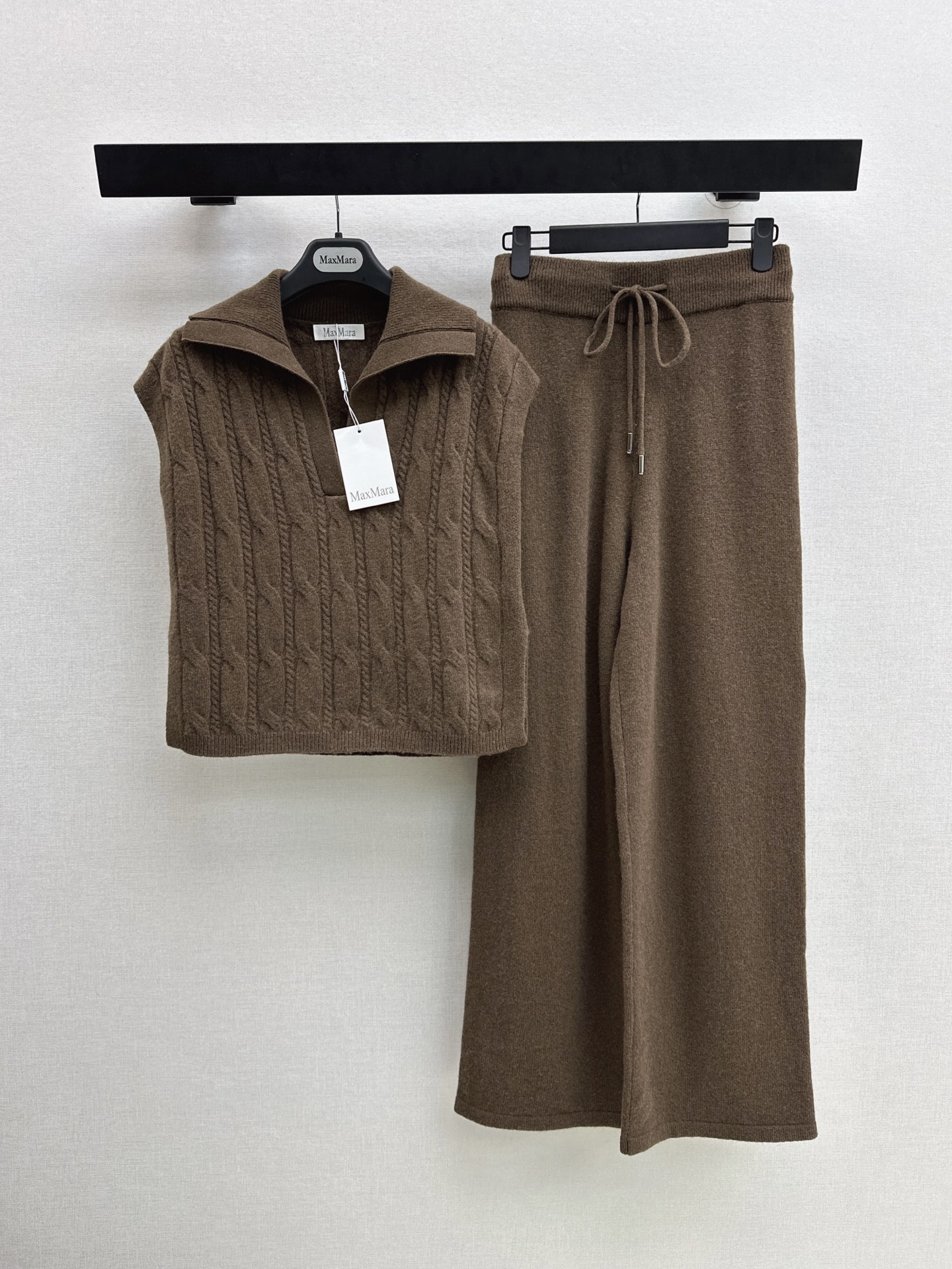 Max 26fw wool vest pants sets