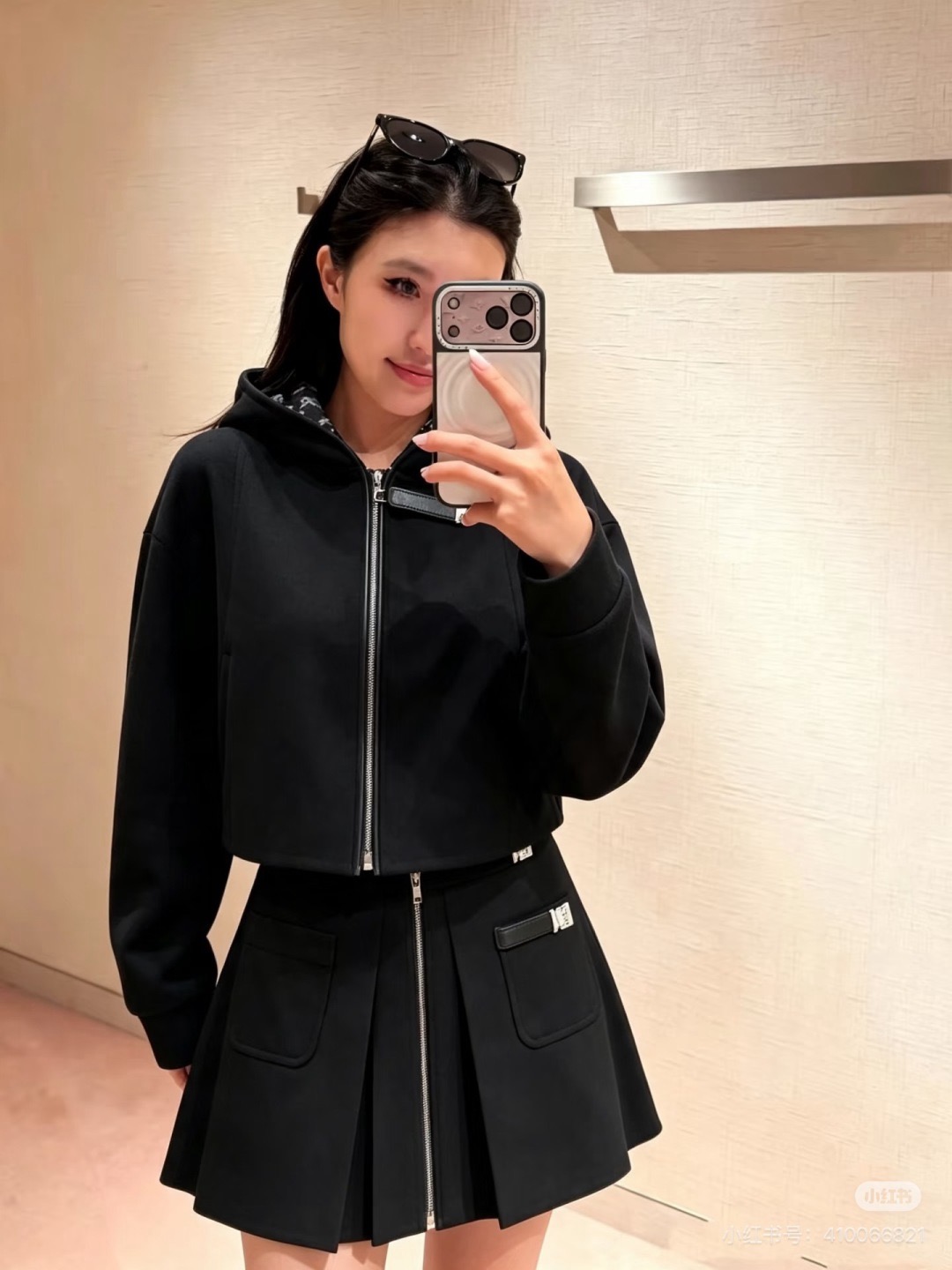 Loui 26fw hooded cropped jacket