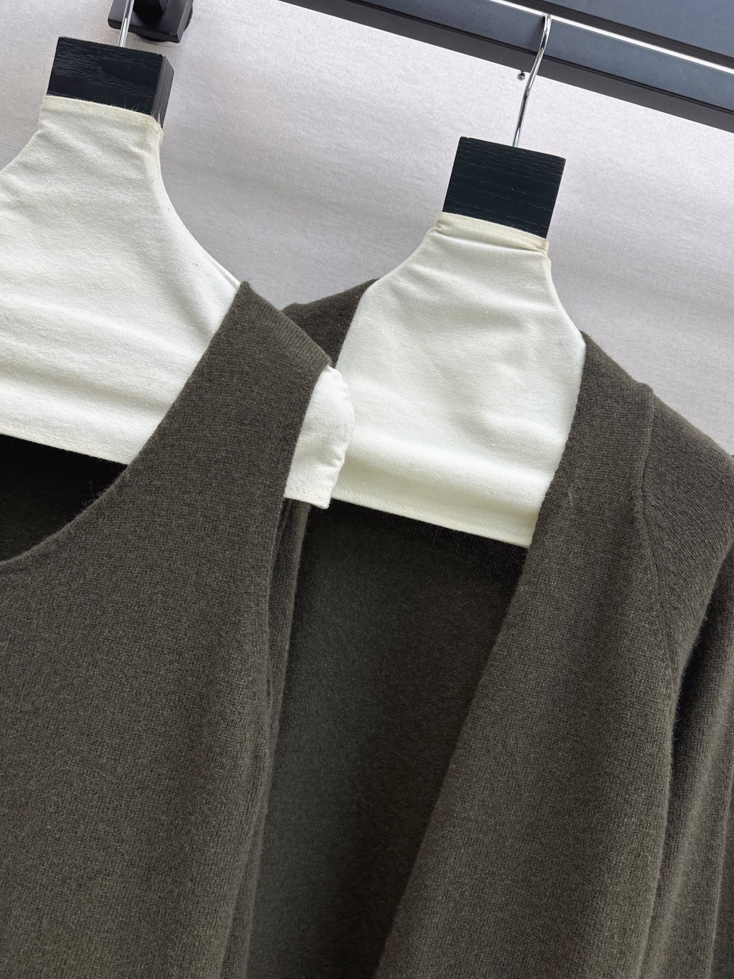 Max 26fw wool knit vest cardigan skirt sets
