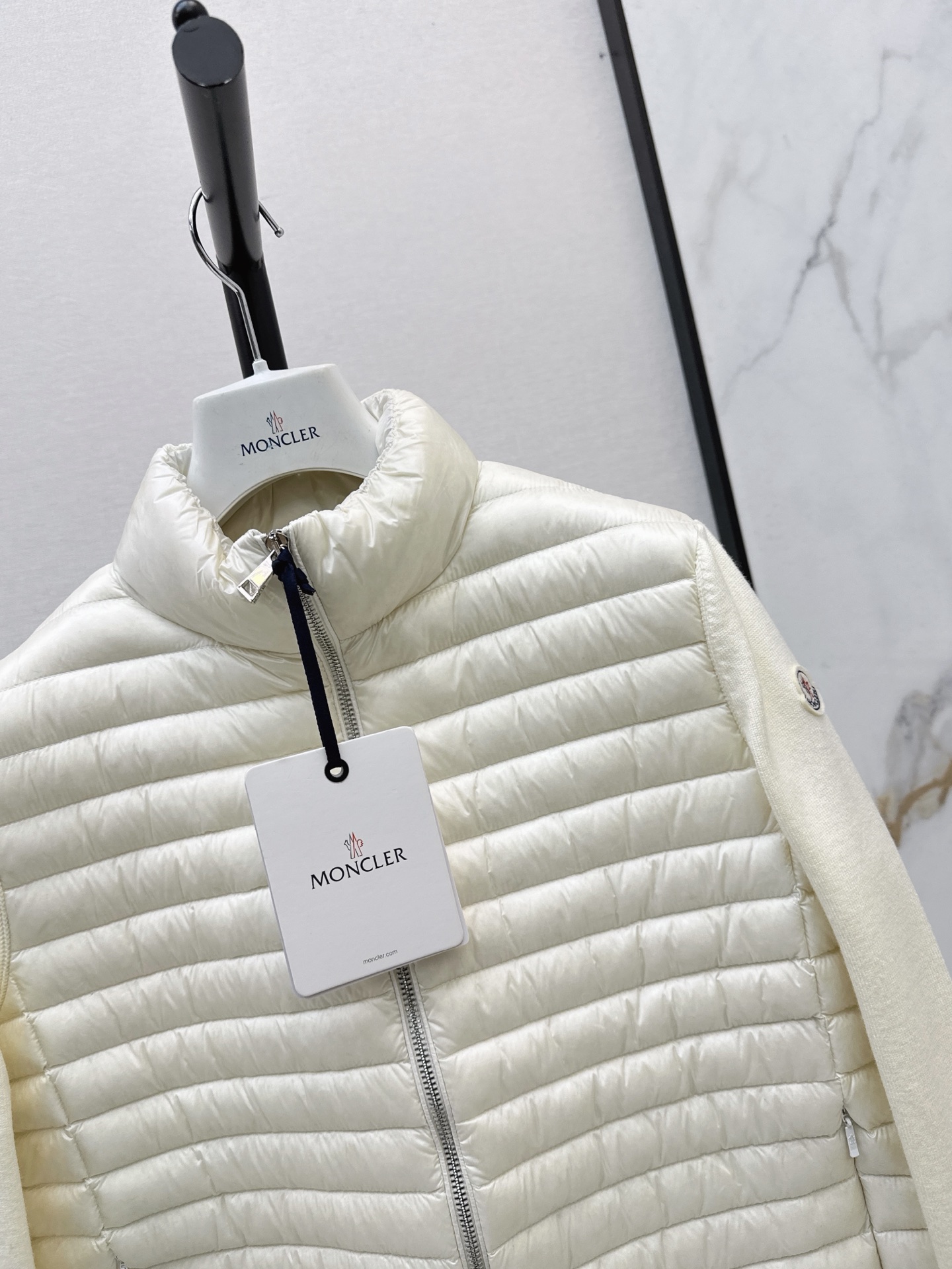 Monc 26fw cropped down jacket