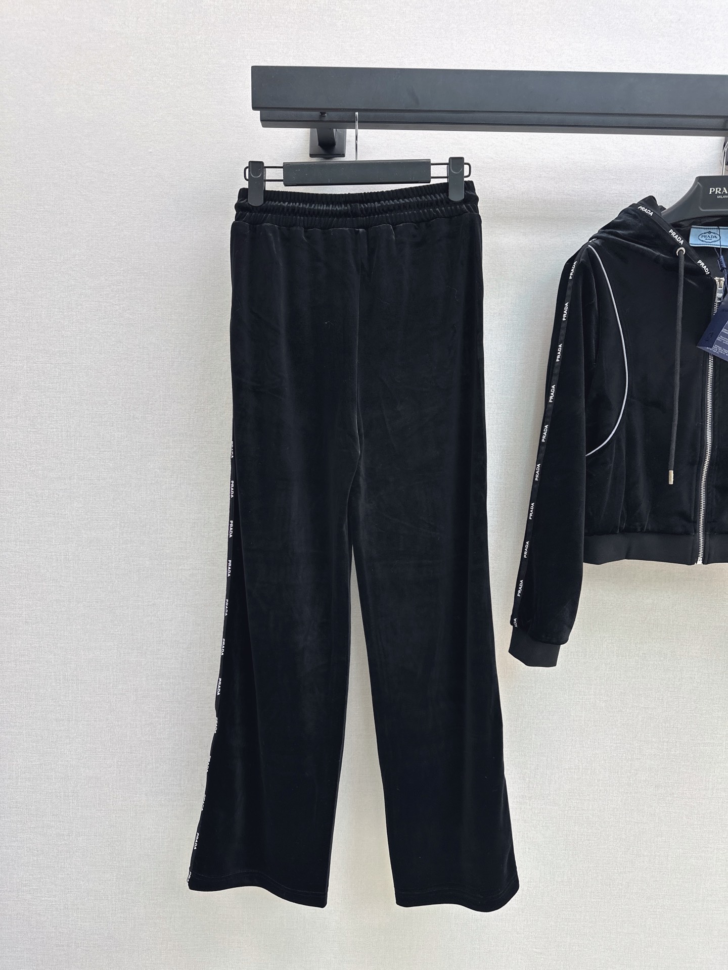 Pra 26fw velvet hooded jacket pant sets