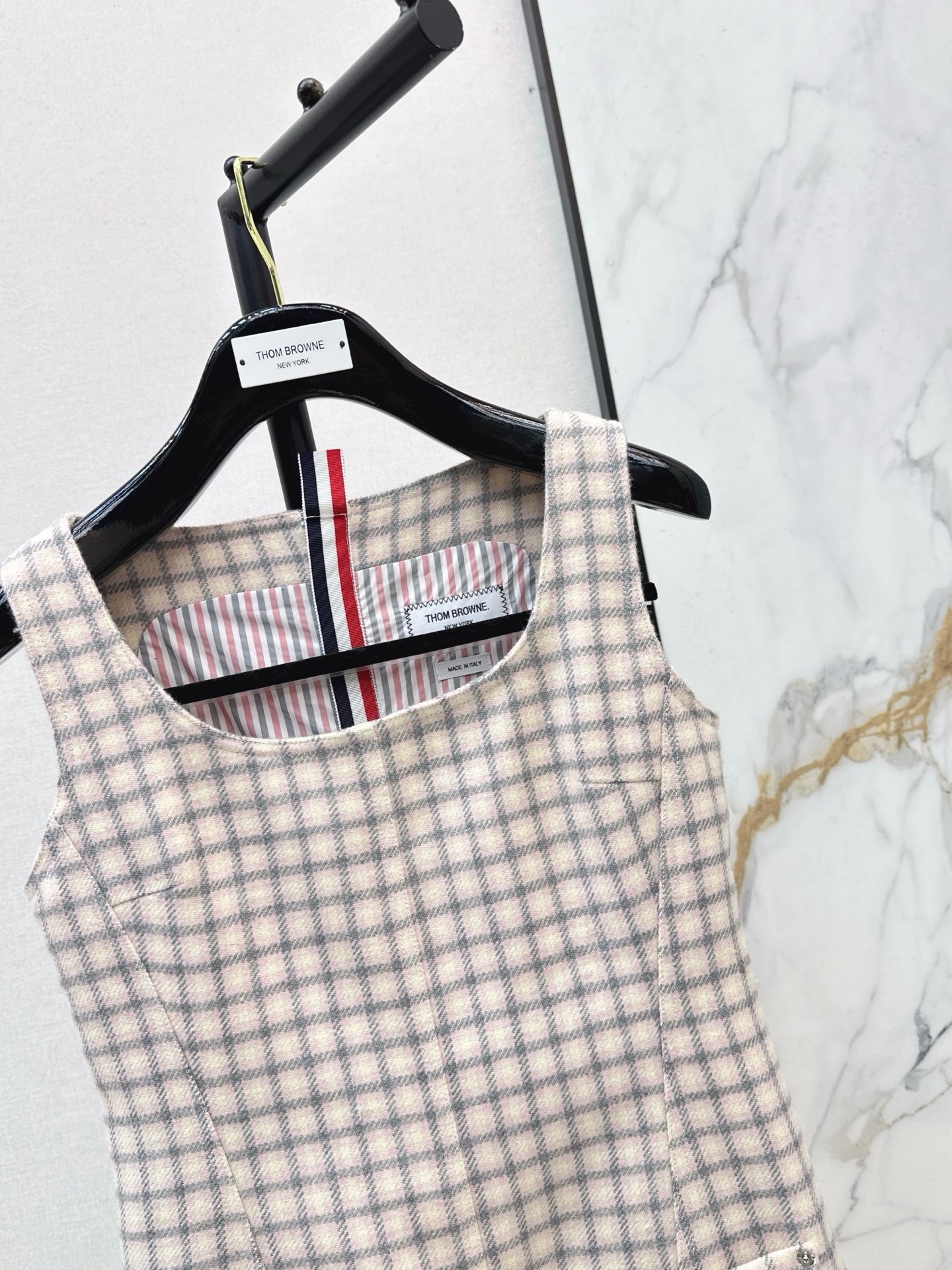 Thom 26fw sleeveless tweed dress