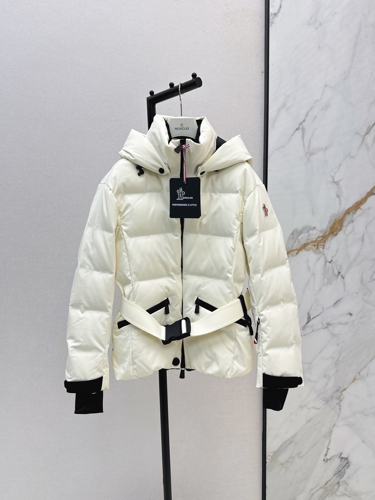 Monc 26fw belted hooded down jacket