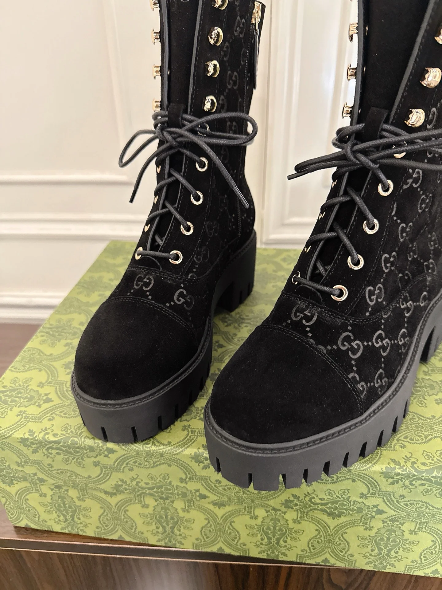 Gucc 25fw ankle boots