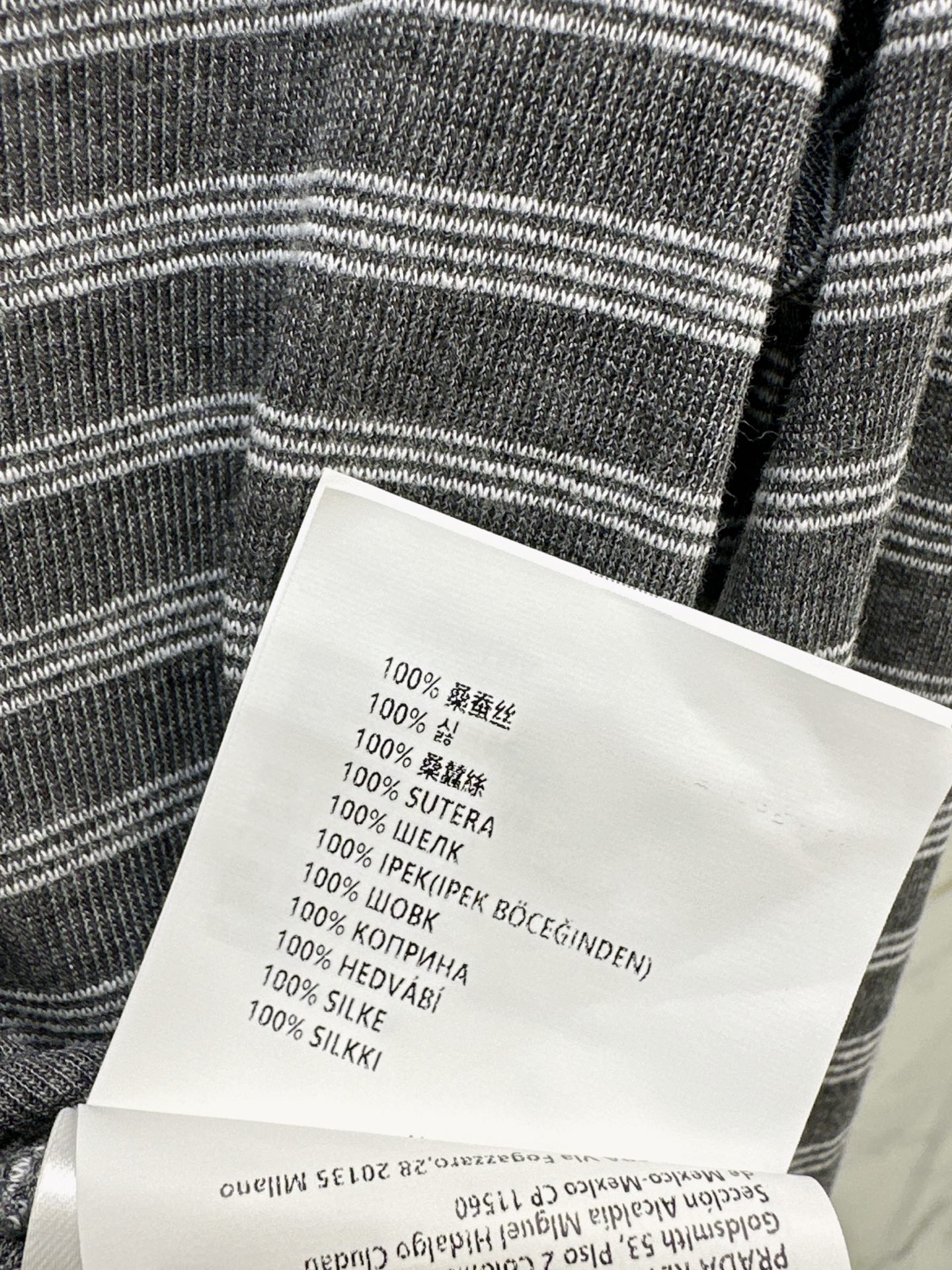 Miu 26fw off shoulder top