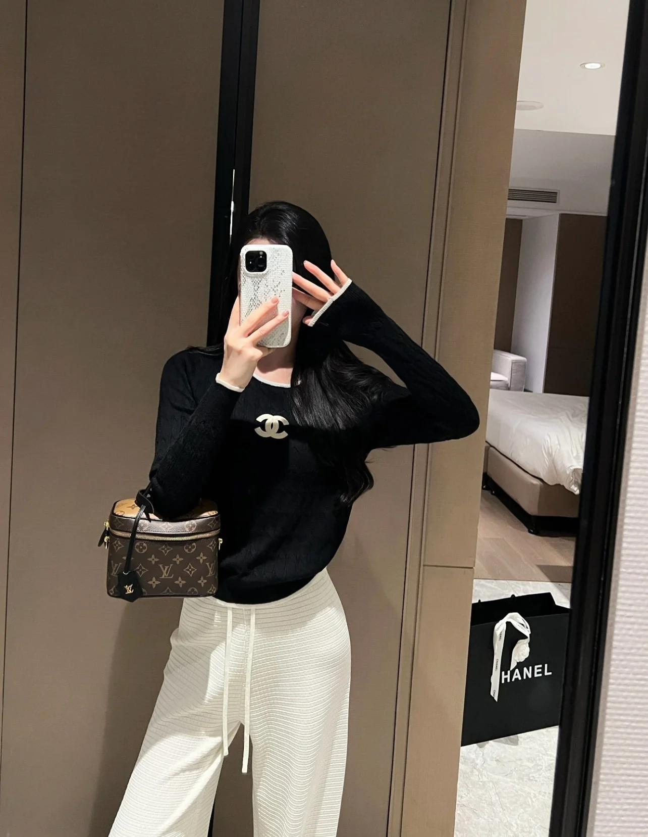 Chan 25fw knitted sweater
