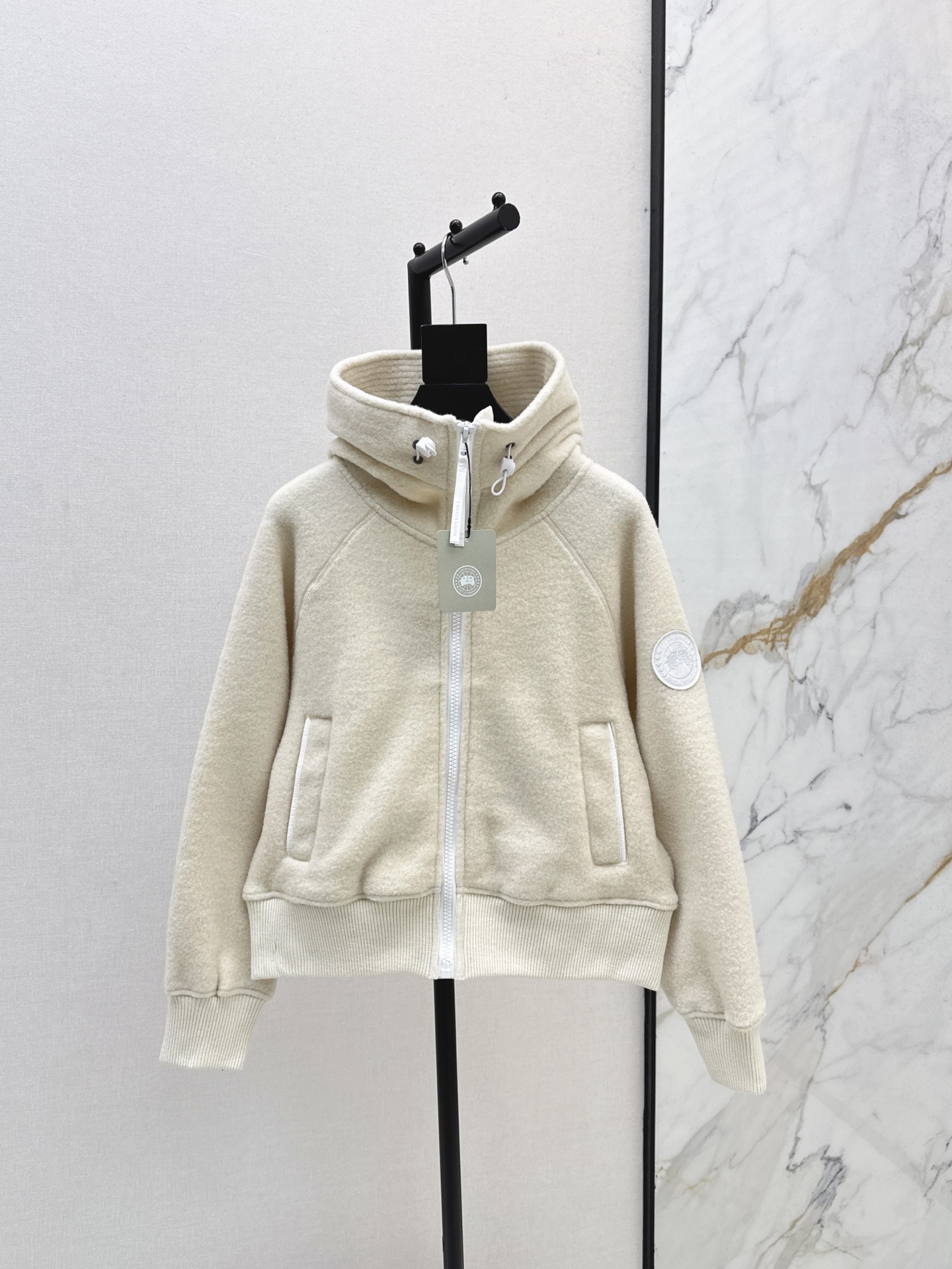 Can 26fw hooded jacket