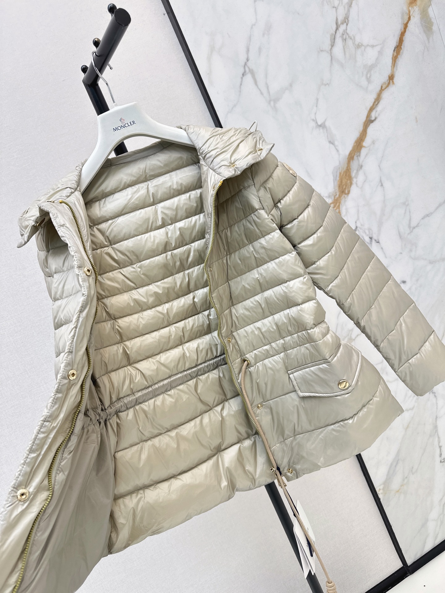 Monc 26fw Drawstring-Waist Puffer Jacket