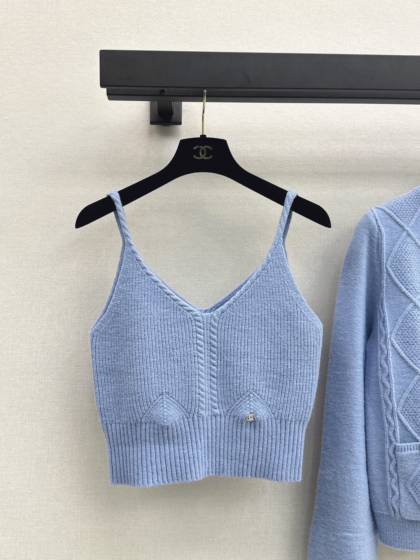 Chan 26fw cable knit camisole cardigan sets