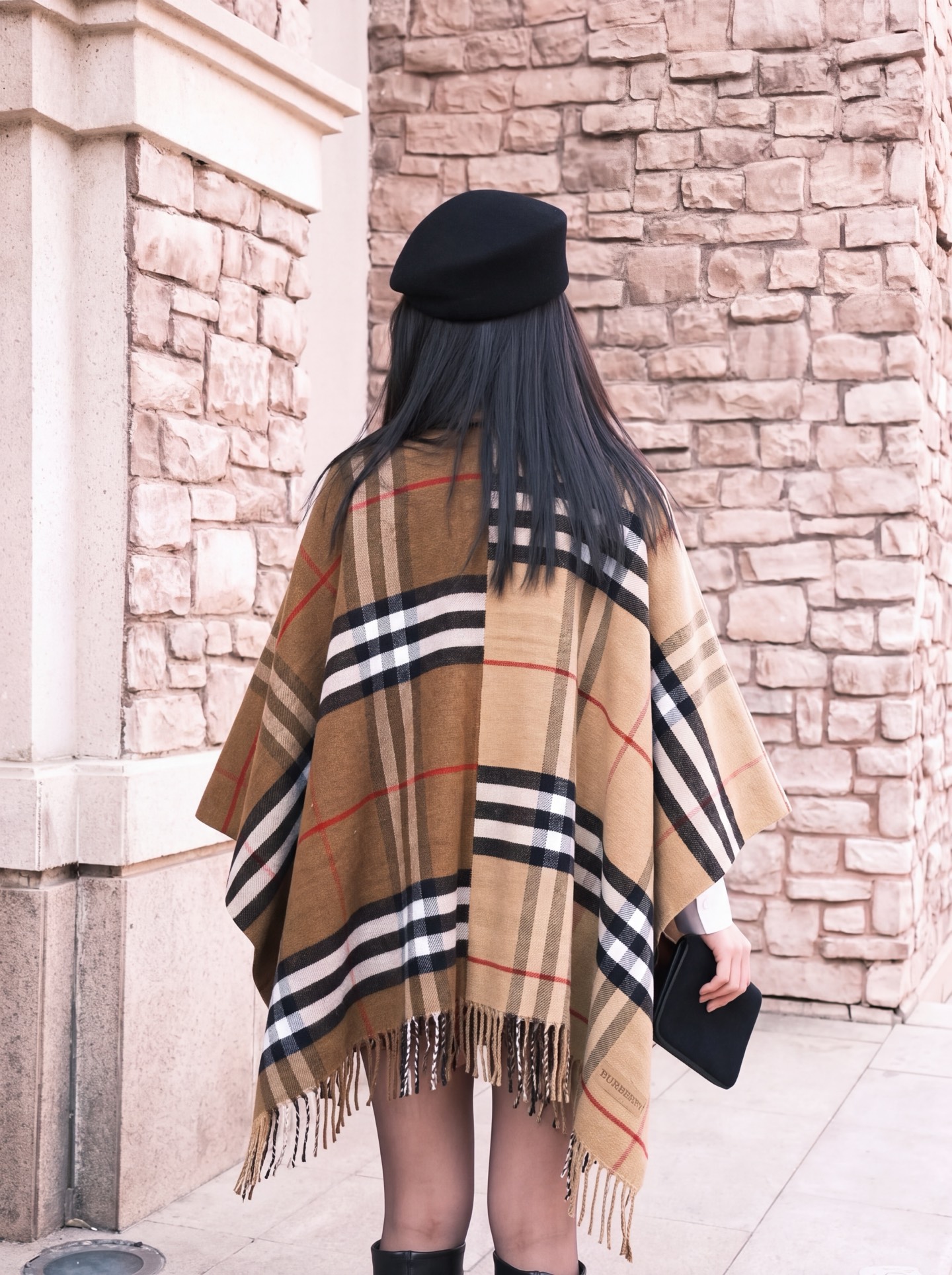 Bur 26fw shawls cape