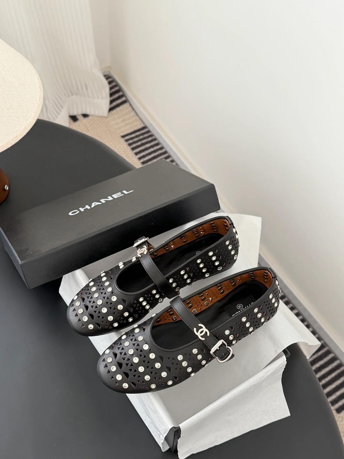 Chan 26ss mary jane hollow rhinestone shoes