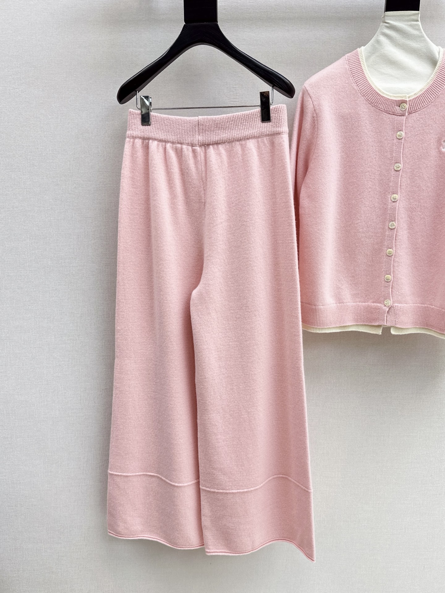 Max 26fw knit cardigan pants sets