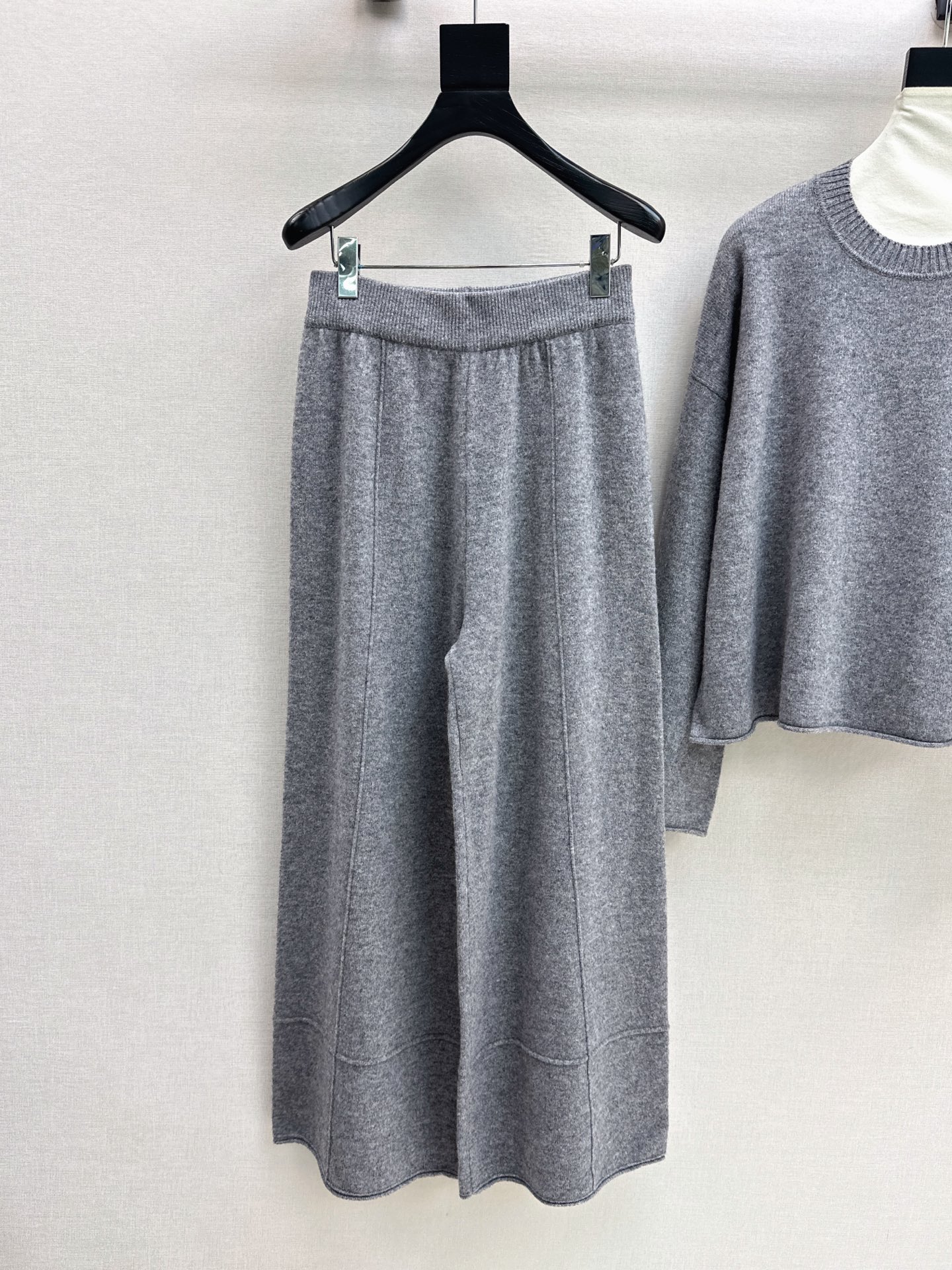 Max 26fw wool sweater pants sents